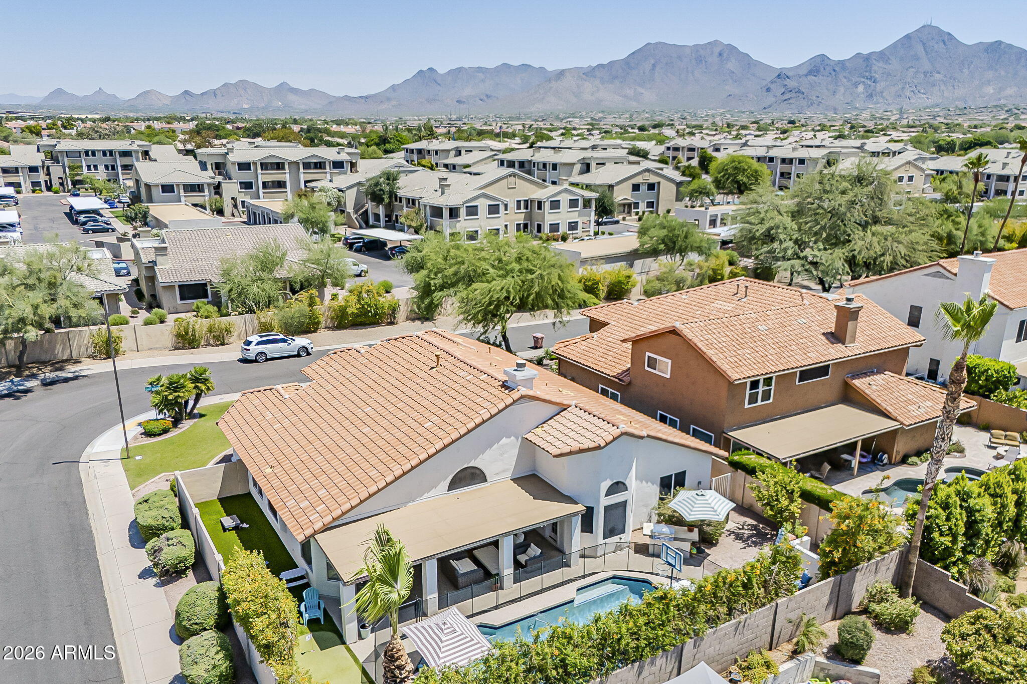 9433 E DAVENPORT Drive