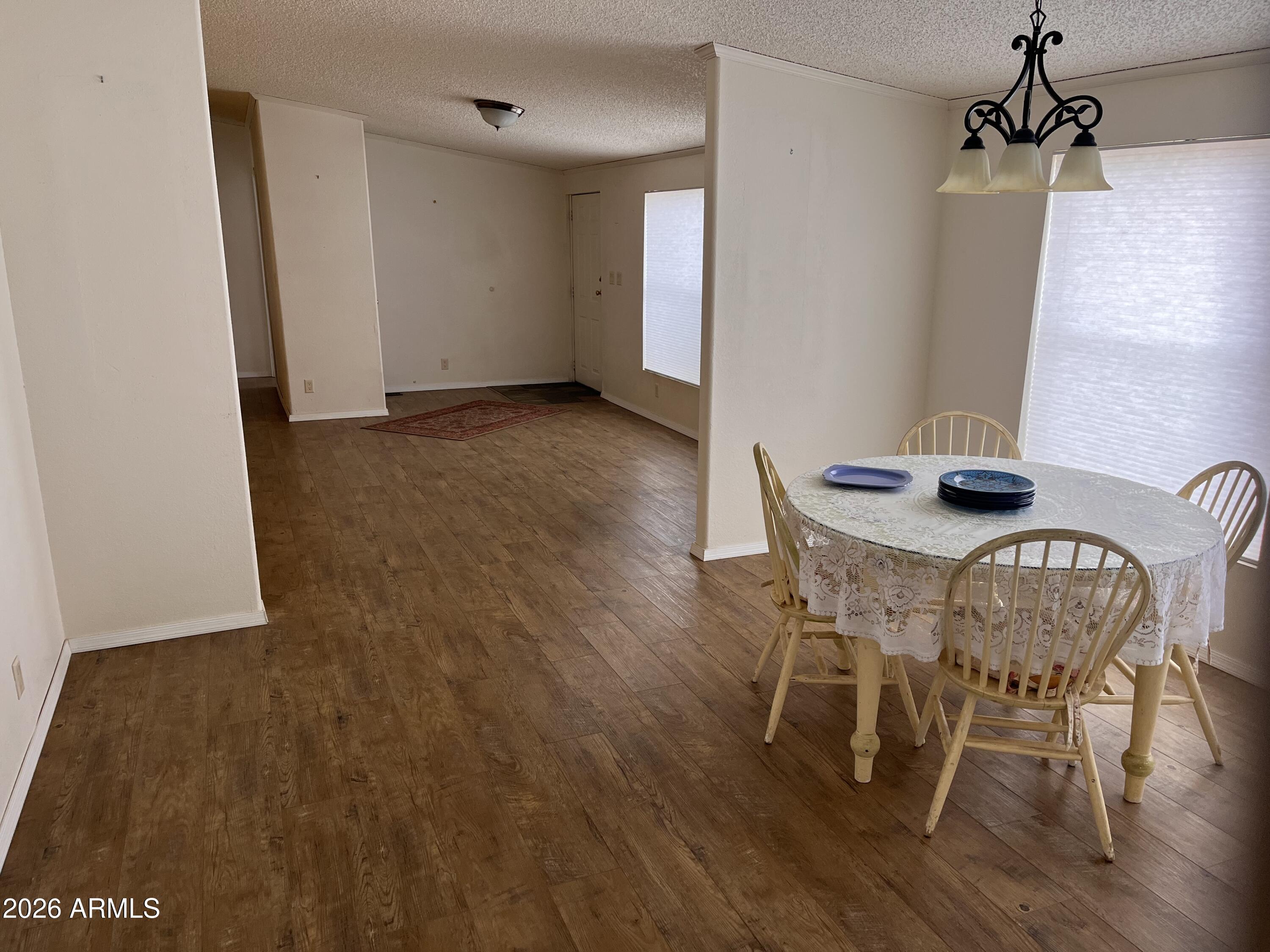 23152 W STAGHORN Lane