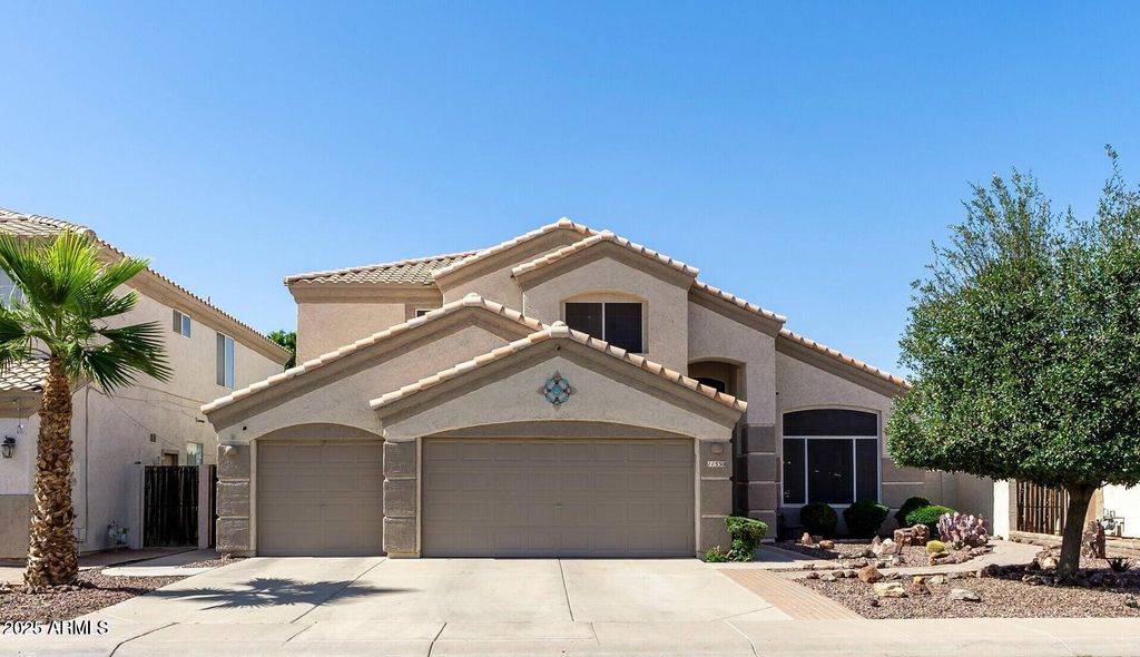 Photo of 11530 W Palm Brook Drive, Avondale, AZ 85392 (MLS # 6940994)