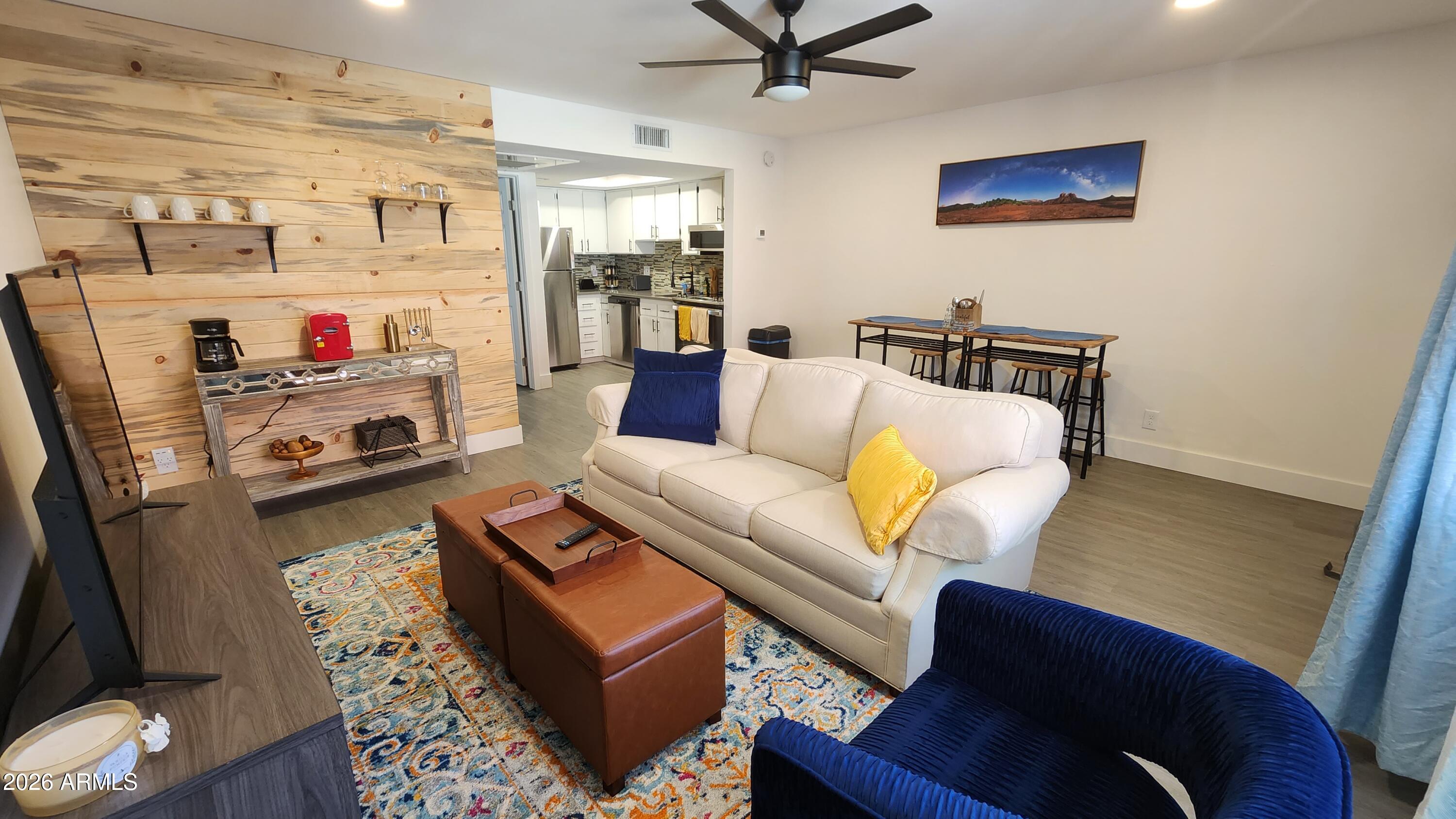 700 W UNIVERSITY Drive 232