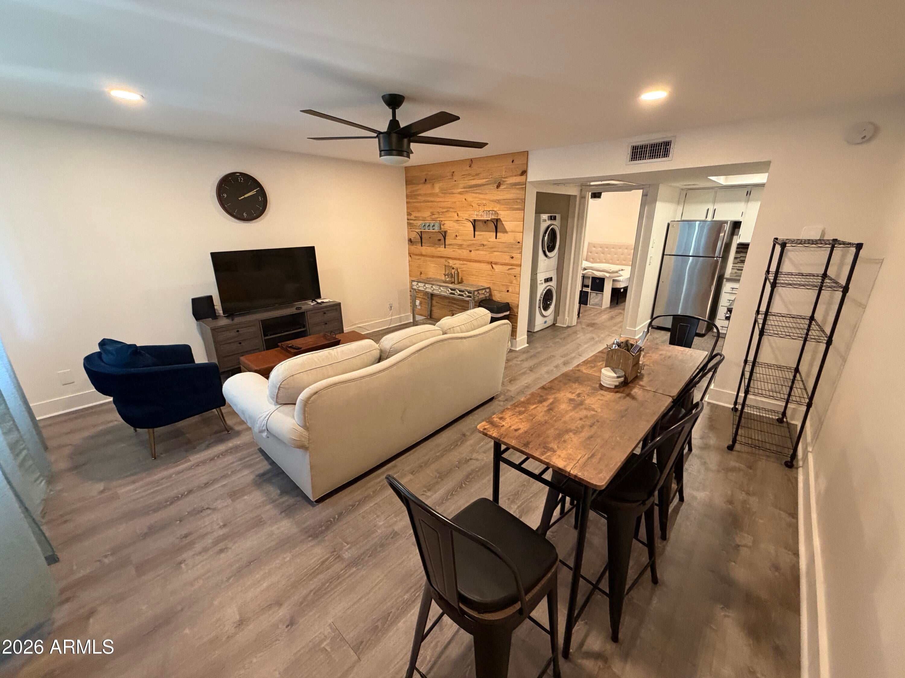 700 W UNIVERSITY Drive 232