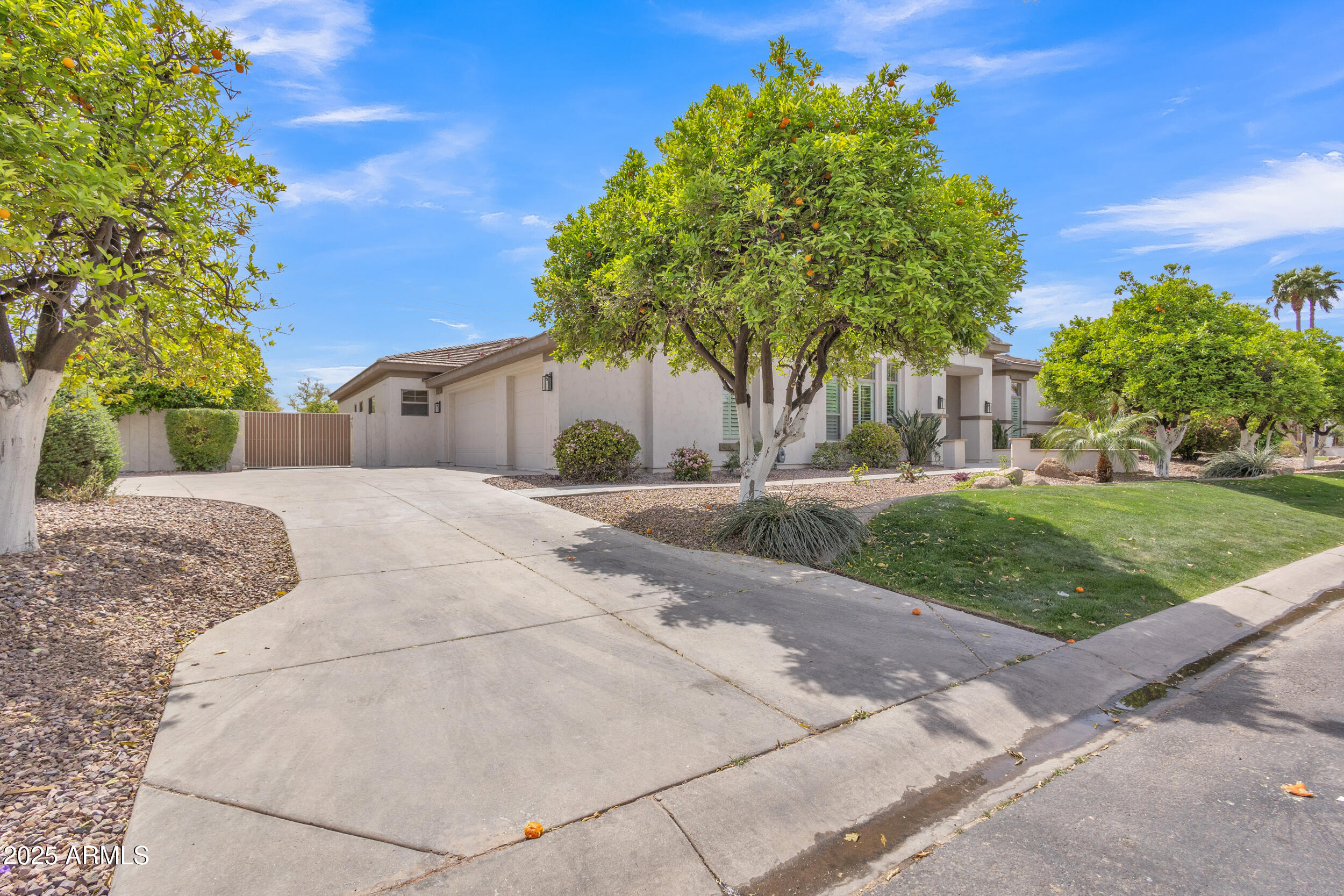 3461 E INDIGO Circle