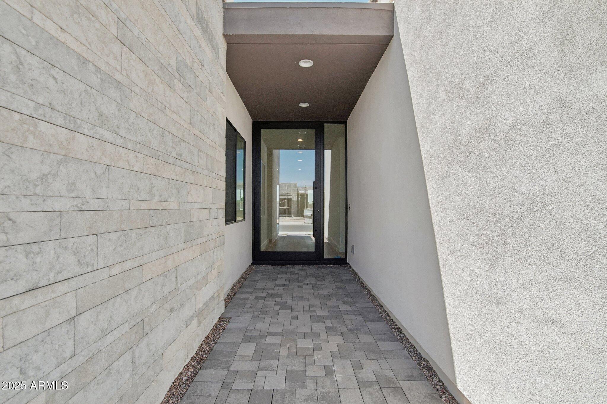 2311 E AQUARIUS Place
