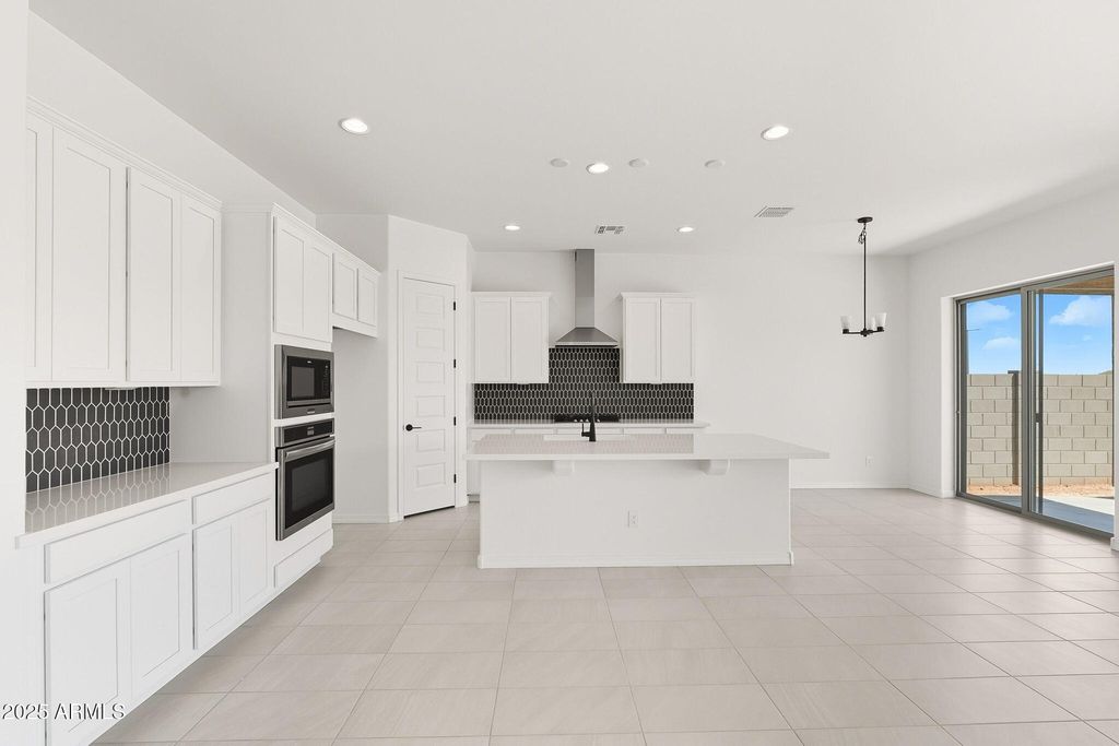Photo of 20051 W El Nido Lane, Litchfield Park, AZ 85340 (MLS # 6920173)