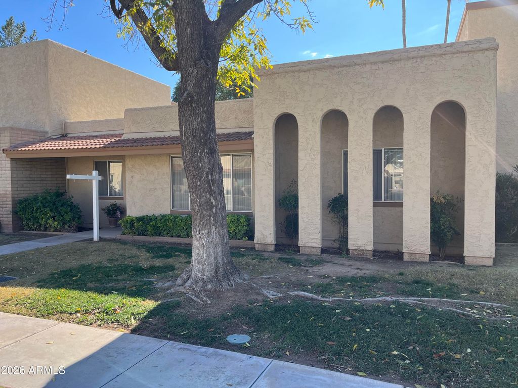 Photo of 2167 E Ellis Drive, Tempe, AZ 85282 (MLS # 6966266)