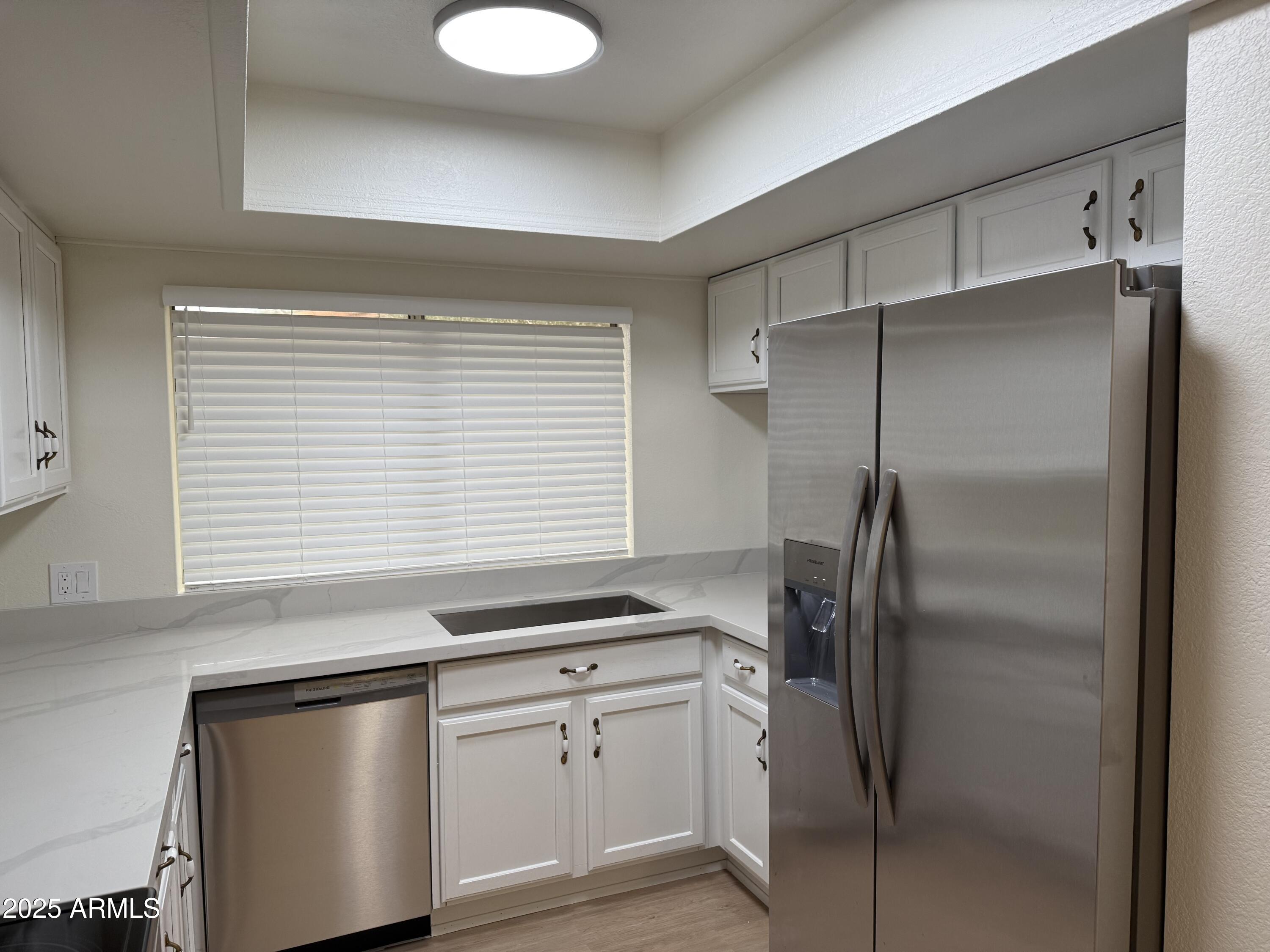 1623 E Bluefield Avenue