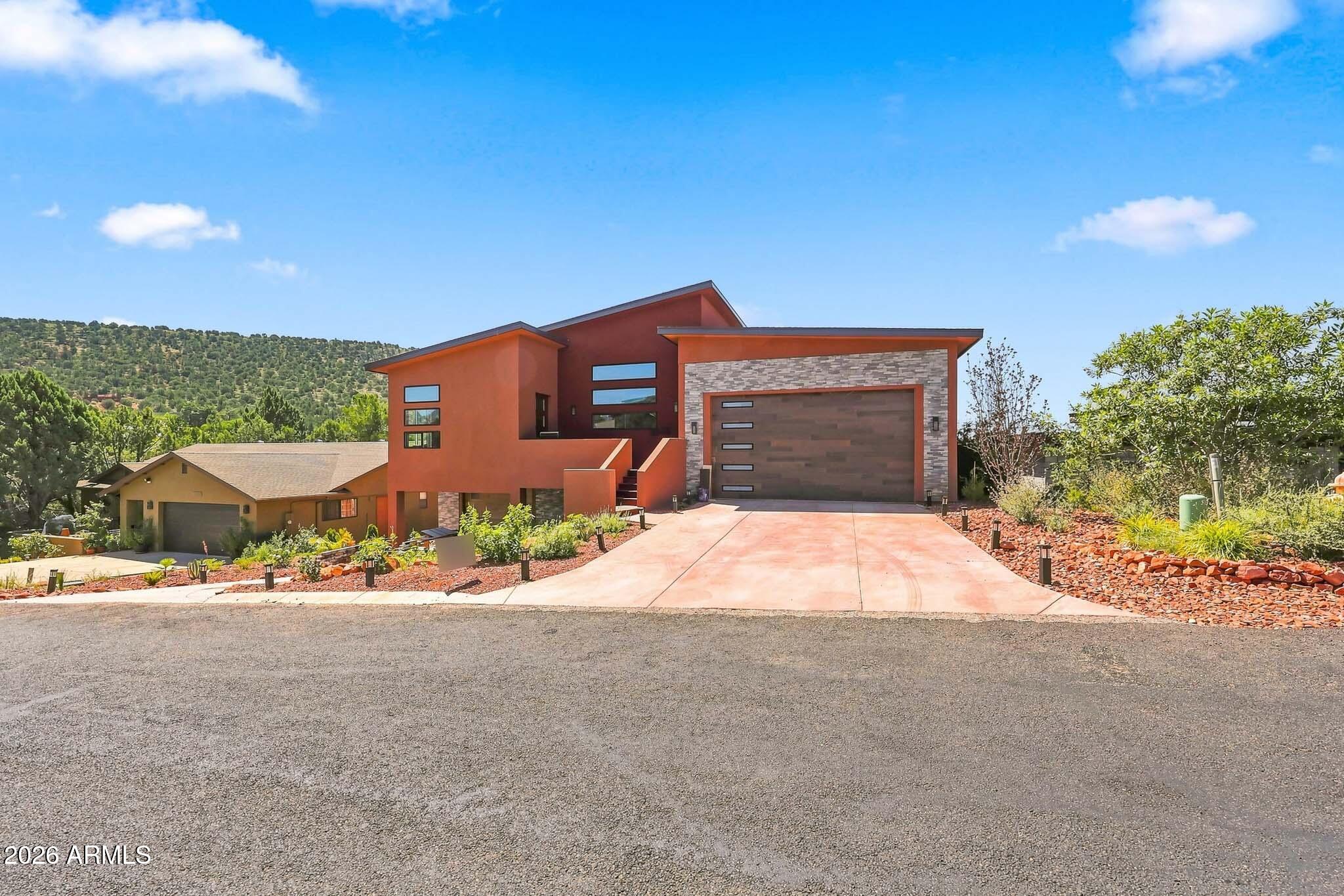 2315 STANLEY STEAMER Drive