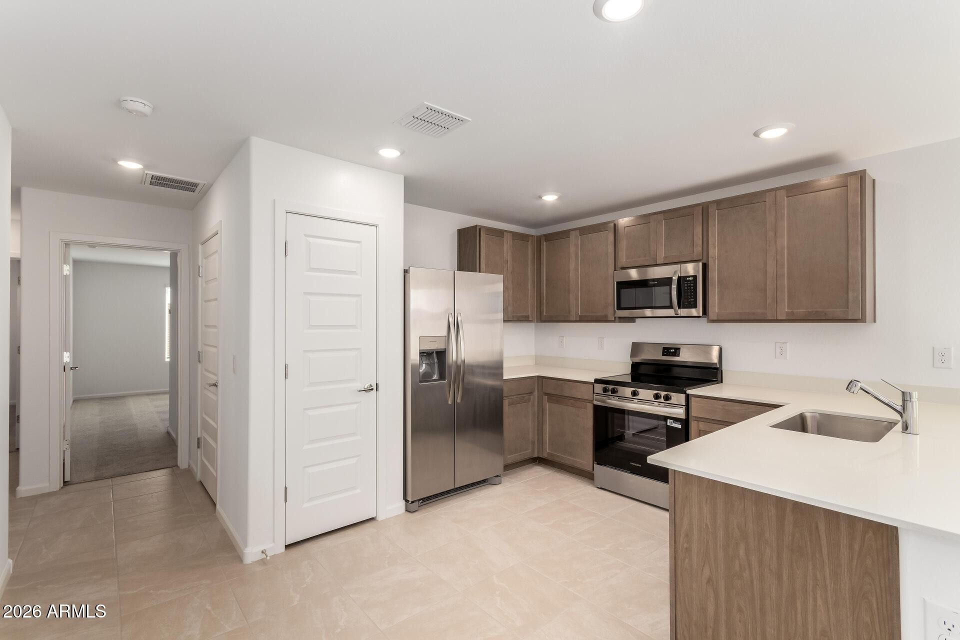 17589 N Del Mar Avenue