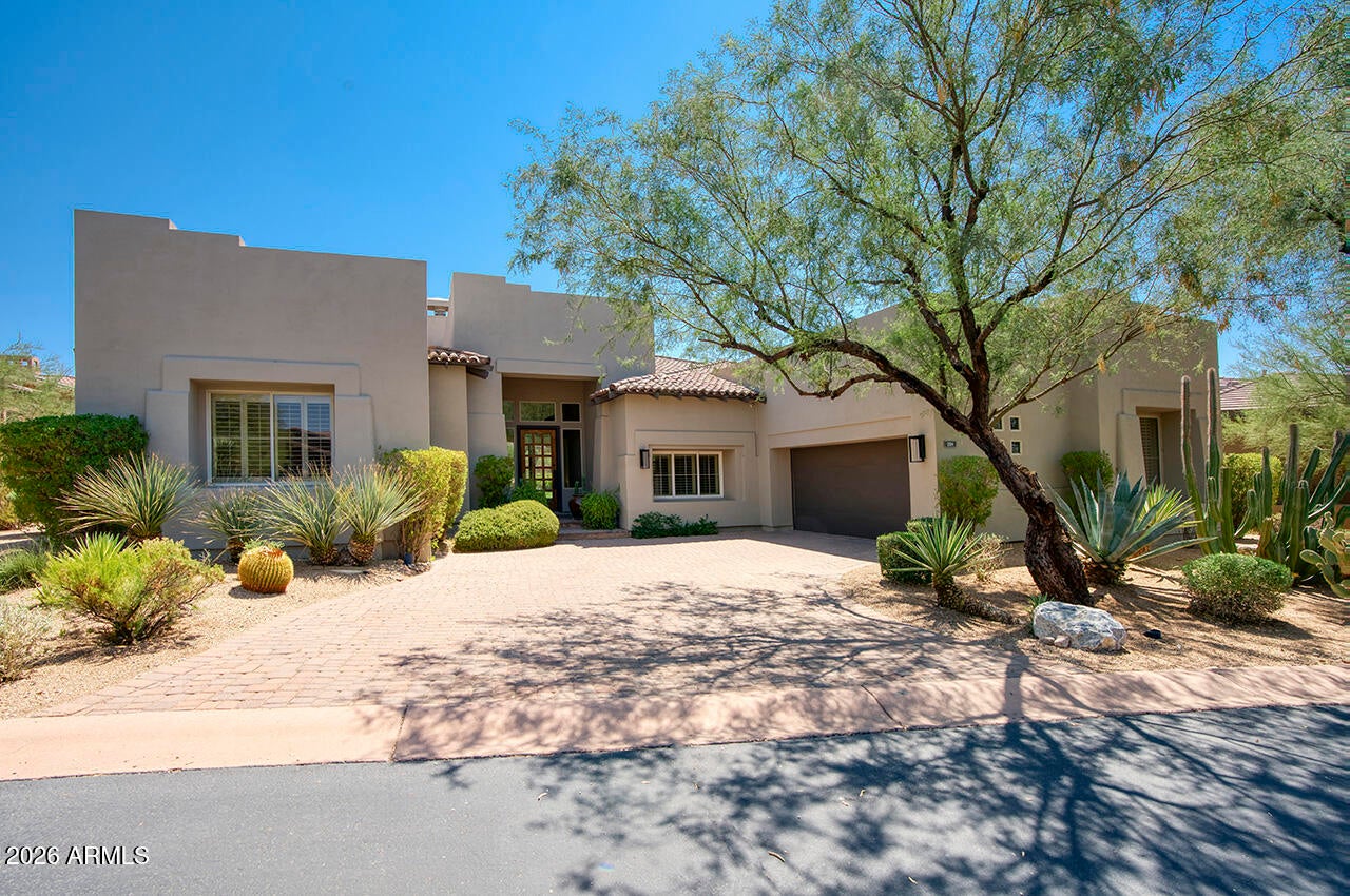 9290 E THOMPSON PEAK Parkway 204