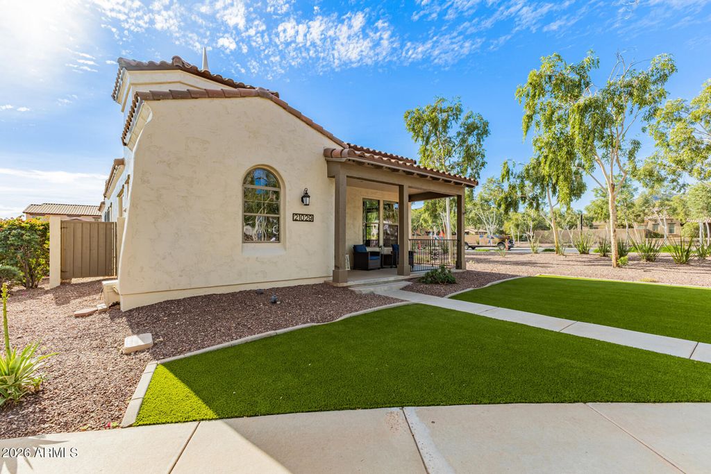 Photo of 21029 W Edith Way, Buckeye, AZ 85396 (MLS # 6968825)