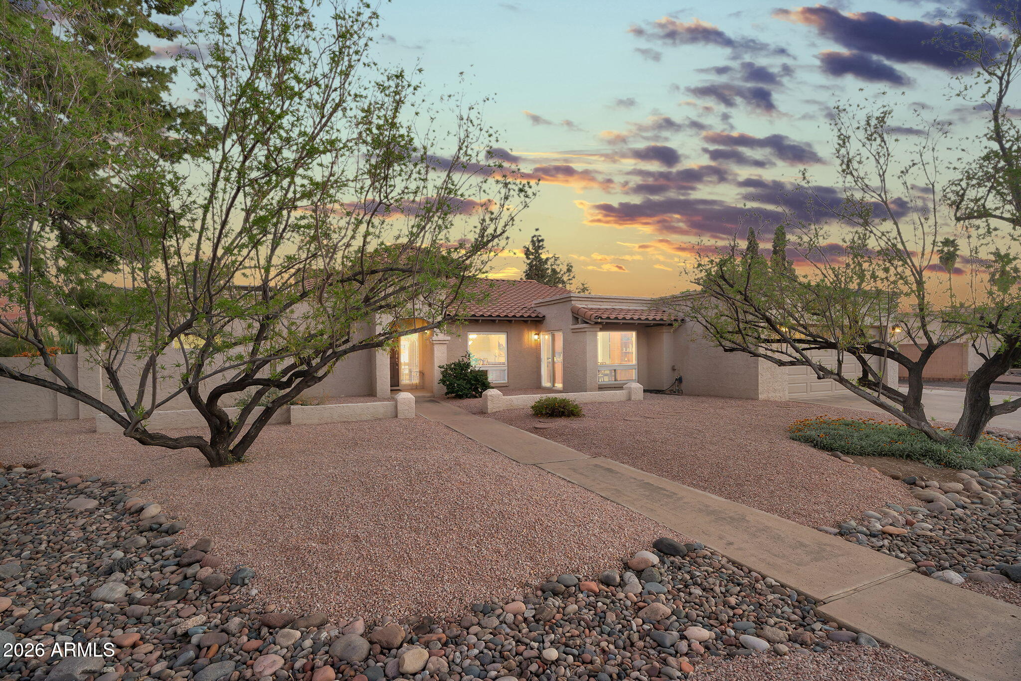 2101 E VAUGHN Street