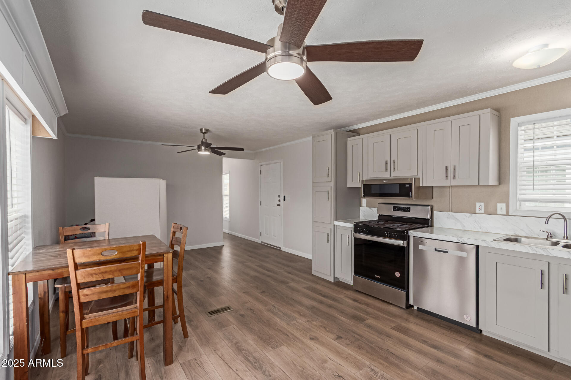 2605 W VAN BUREN Street 111