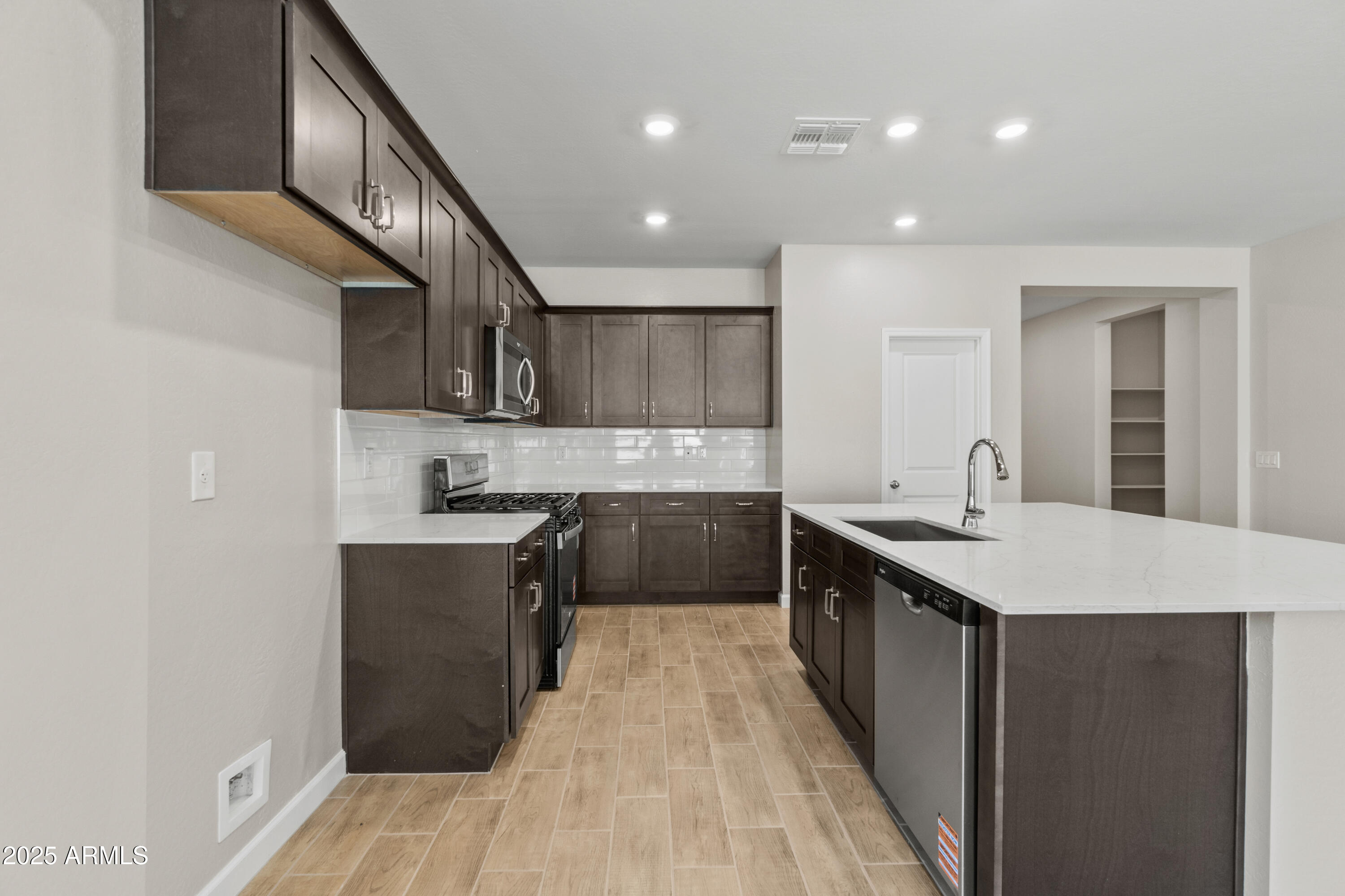 16838 W CAVEDALE Drive