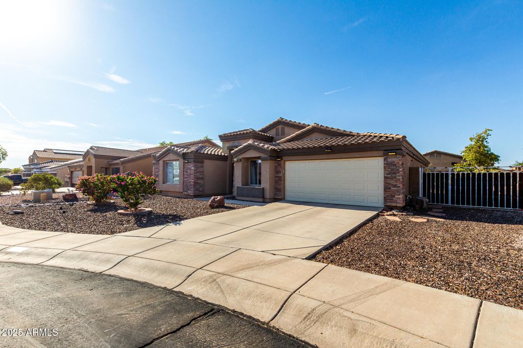 Photo of 872 E Settlers Trail, Casa Grande, AZ 85122 (MLS # 6907705)