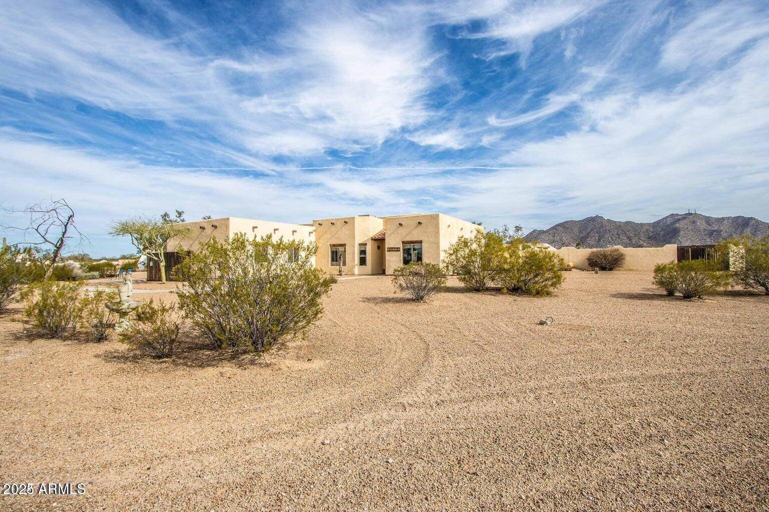 11283 N HENNESS Road