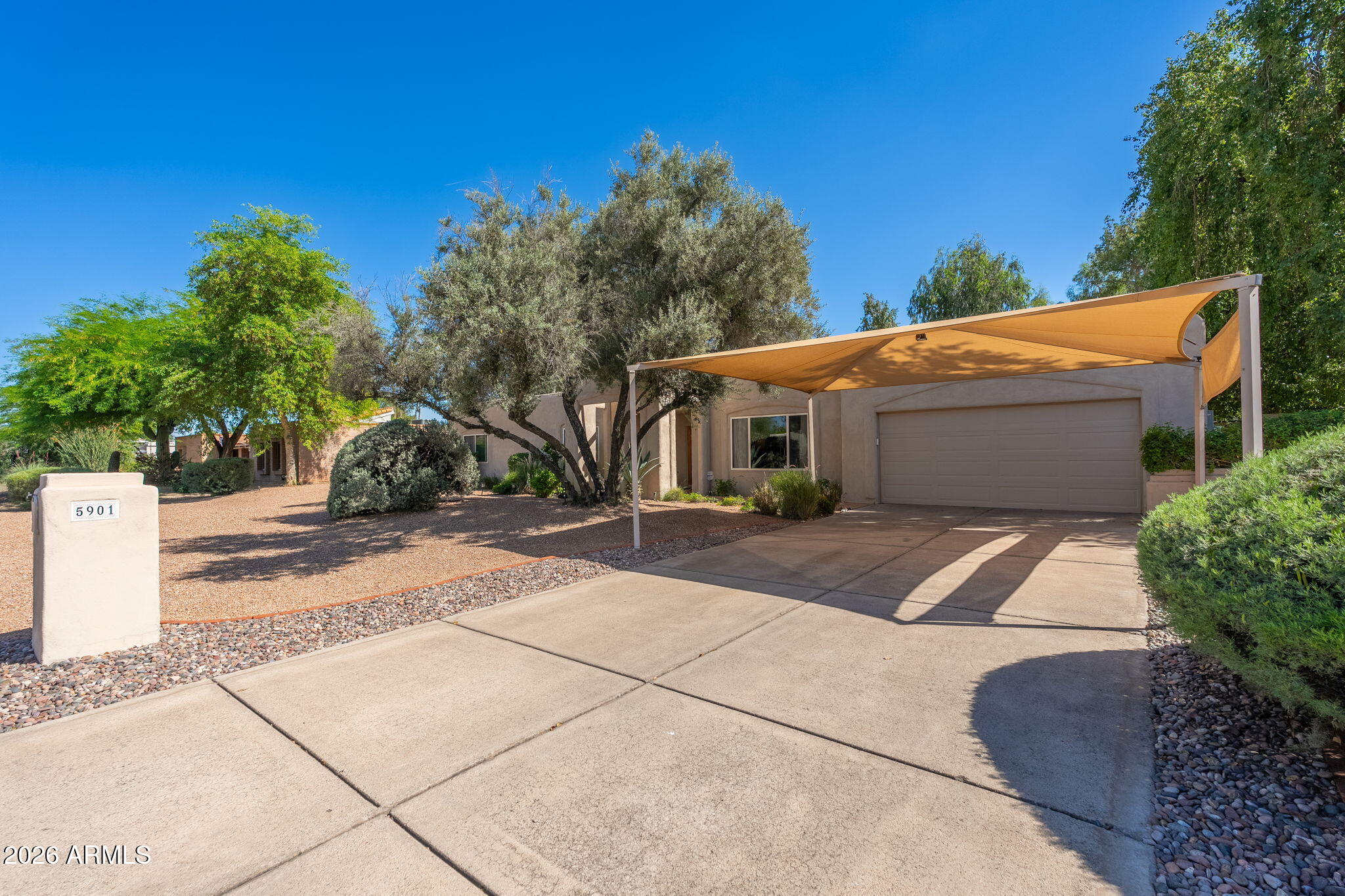 5901 E PRESIDIO Road