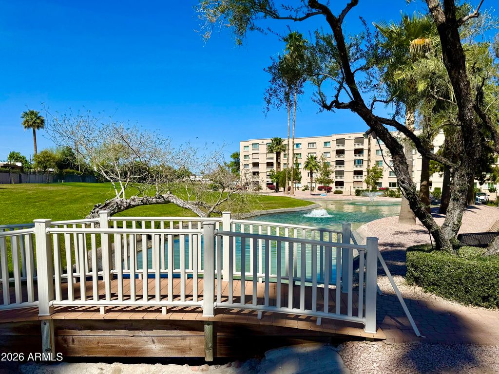 Photo of 7920 E Camelback Road #312, Scottsdale, AZ 85251 (MLS # 7002273)