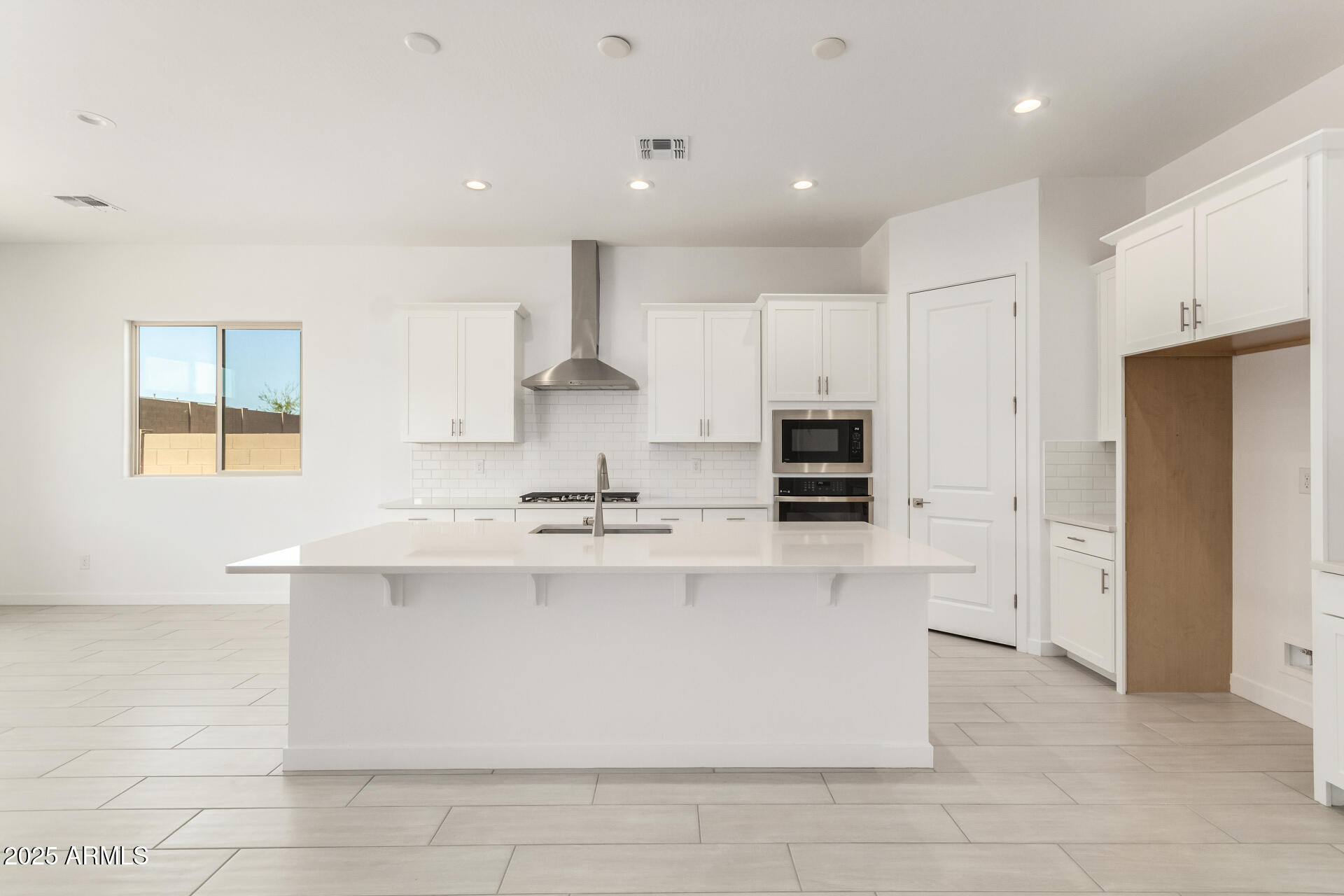 20146 W MONTEREY Way