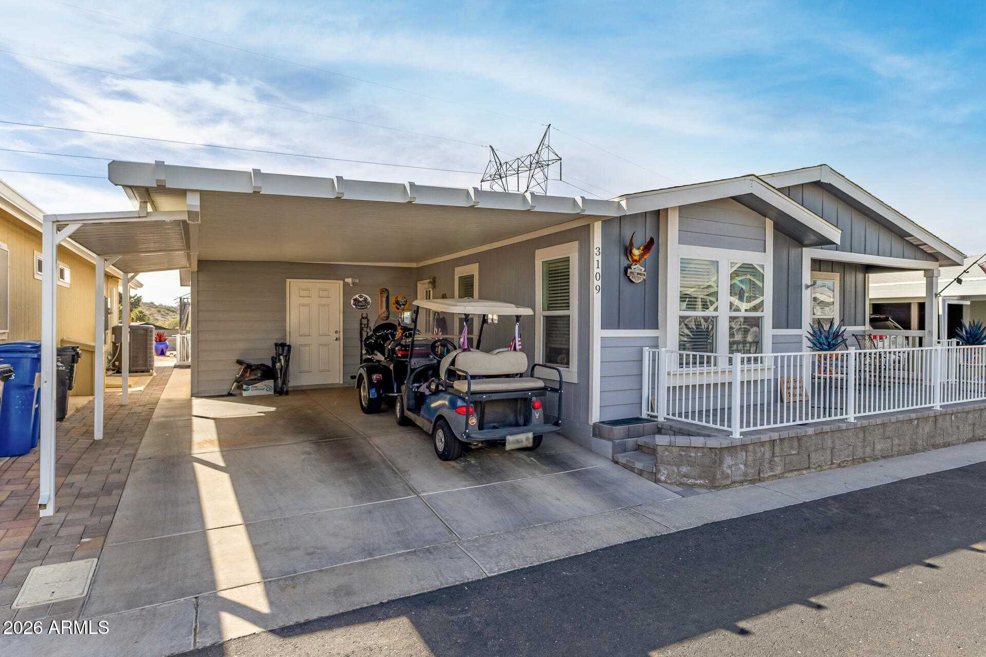 650 N Hawes Road 3109