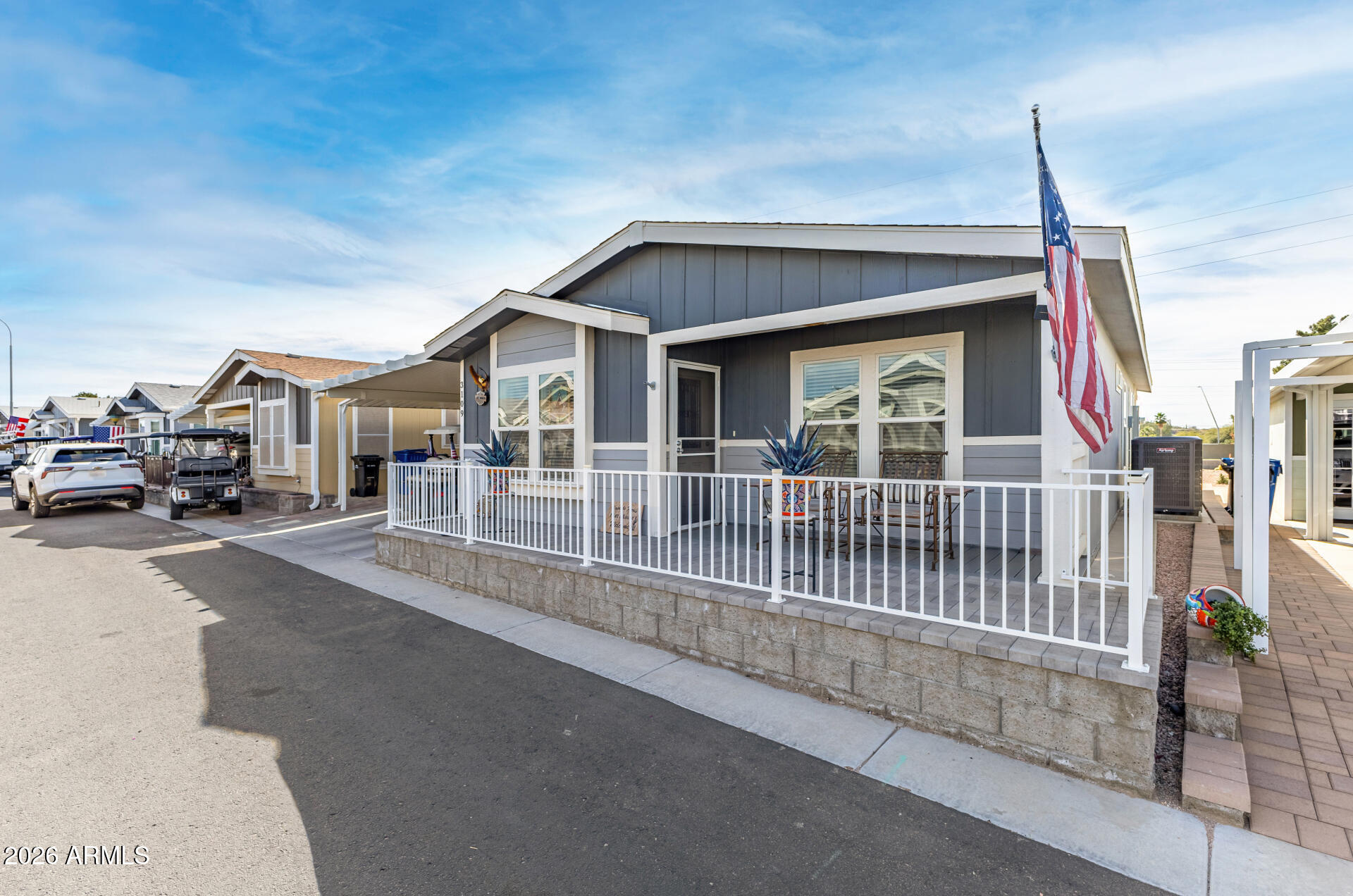 650 N Hawes Road 3109