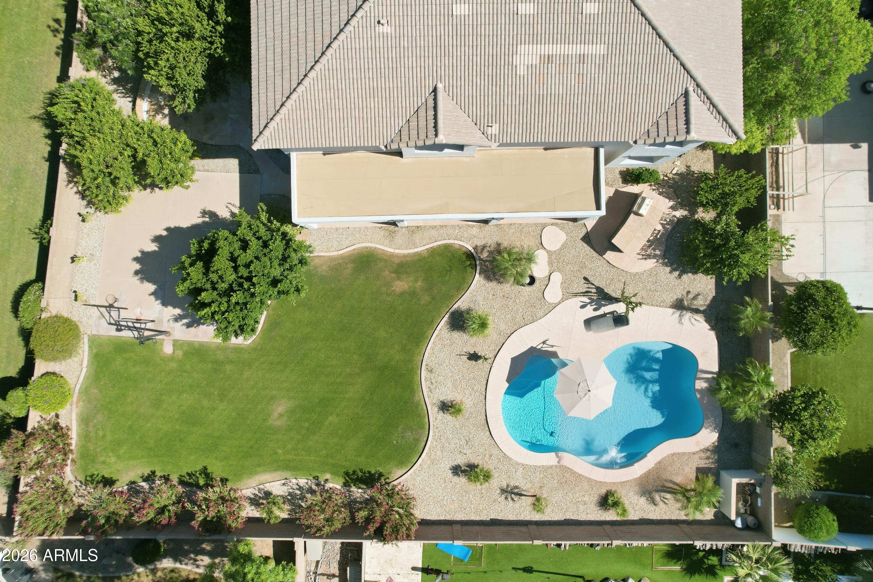 PINELAKE ESTATES - Residential