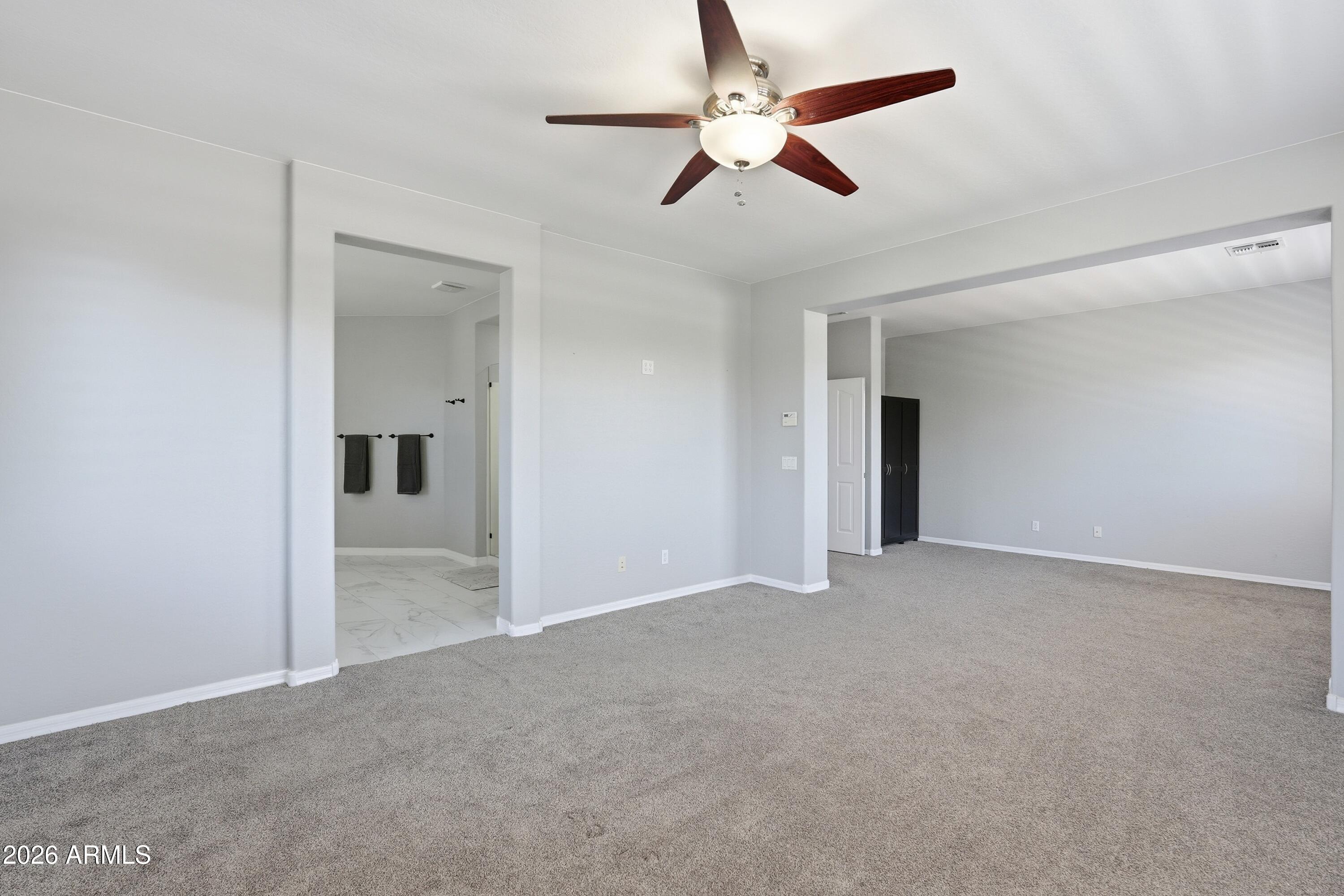 PINELAKE ESTATES - Residential