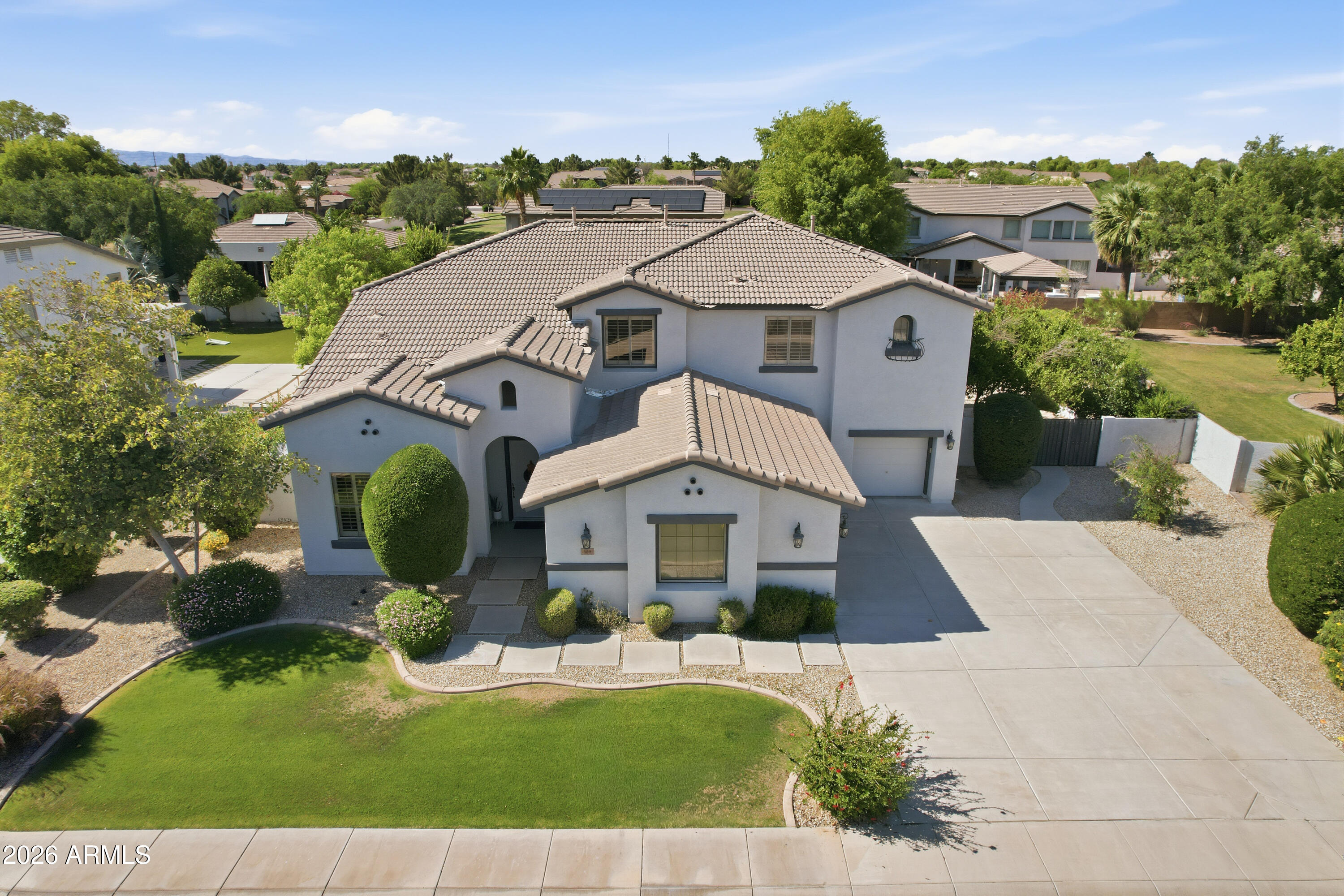 PINELAKE ESTATES - Residential