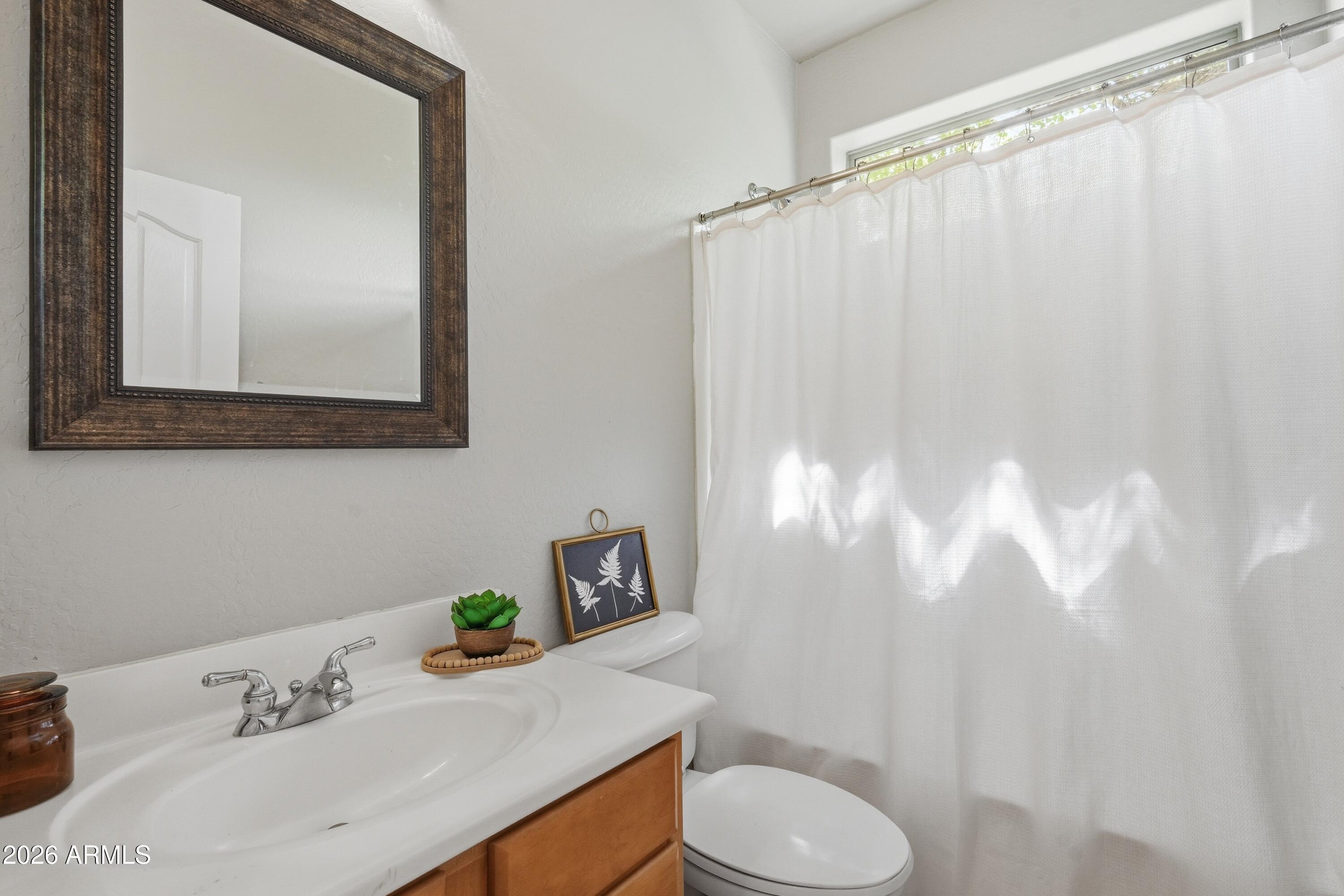 PINELAKE ESTATES - Residential
