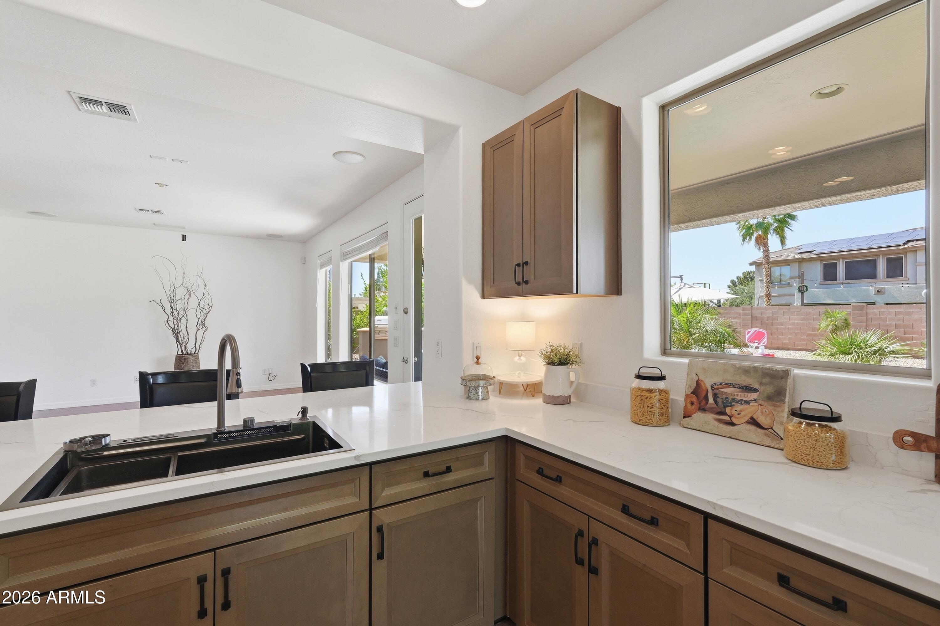 PINELAKE ESTATES - Residential