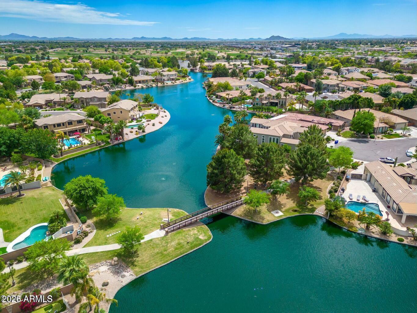 PINELAKE ESTATES - Residential
