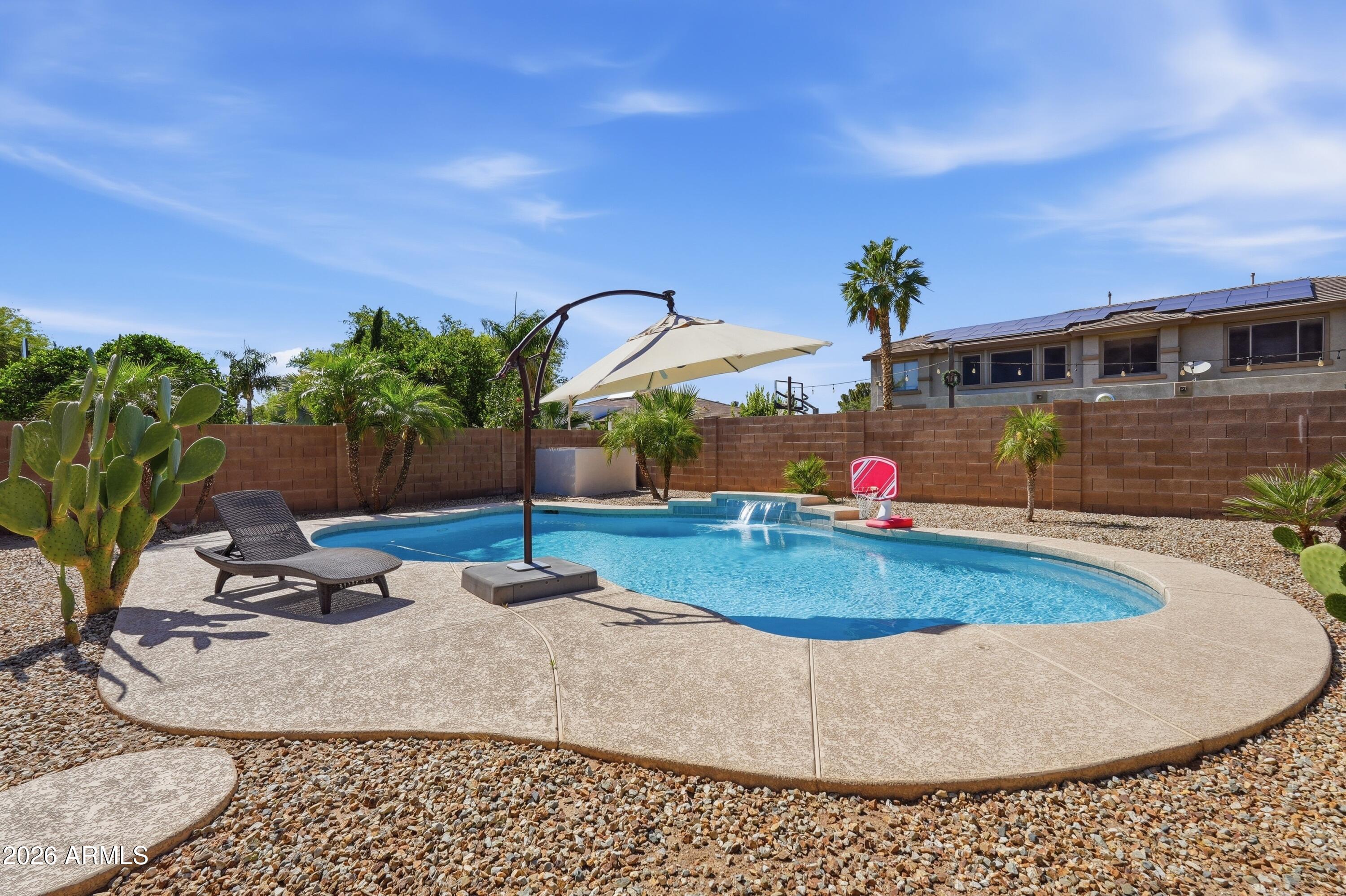 PINELAKE ESTATES - Residential
