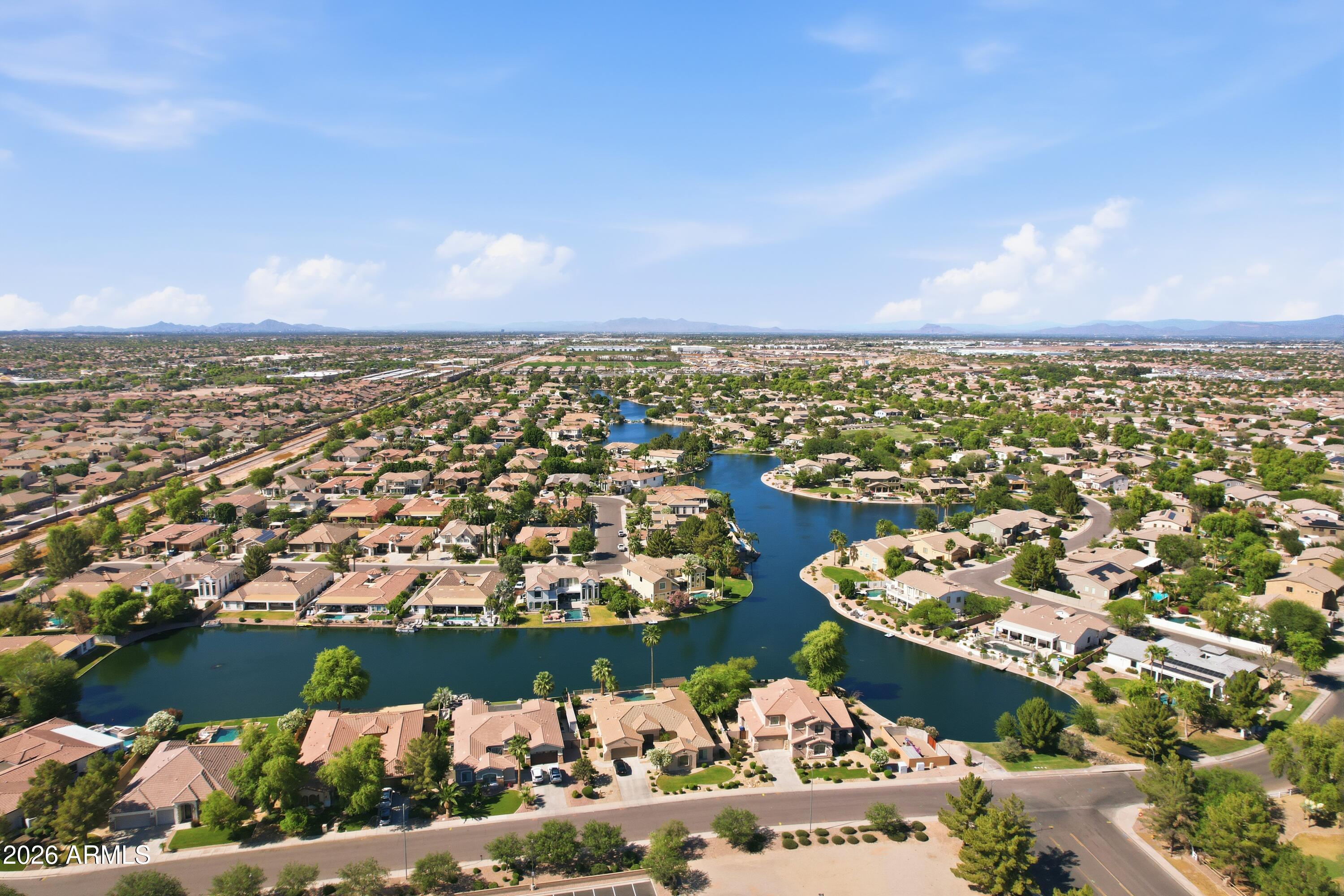 PINELAKE ESTATES - Residential