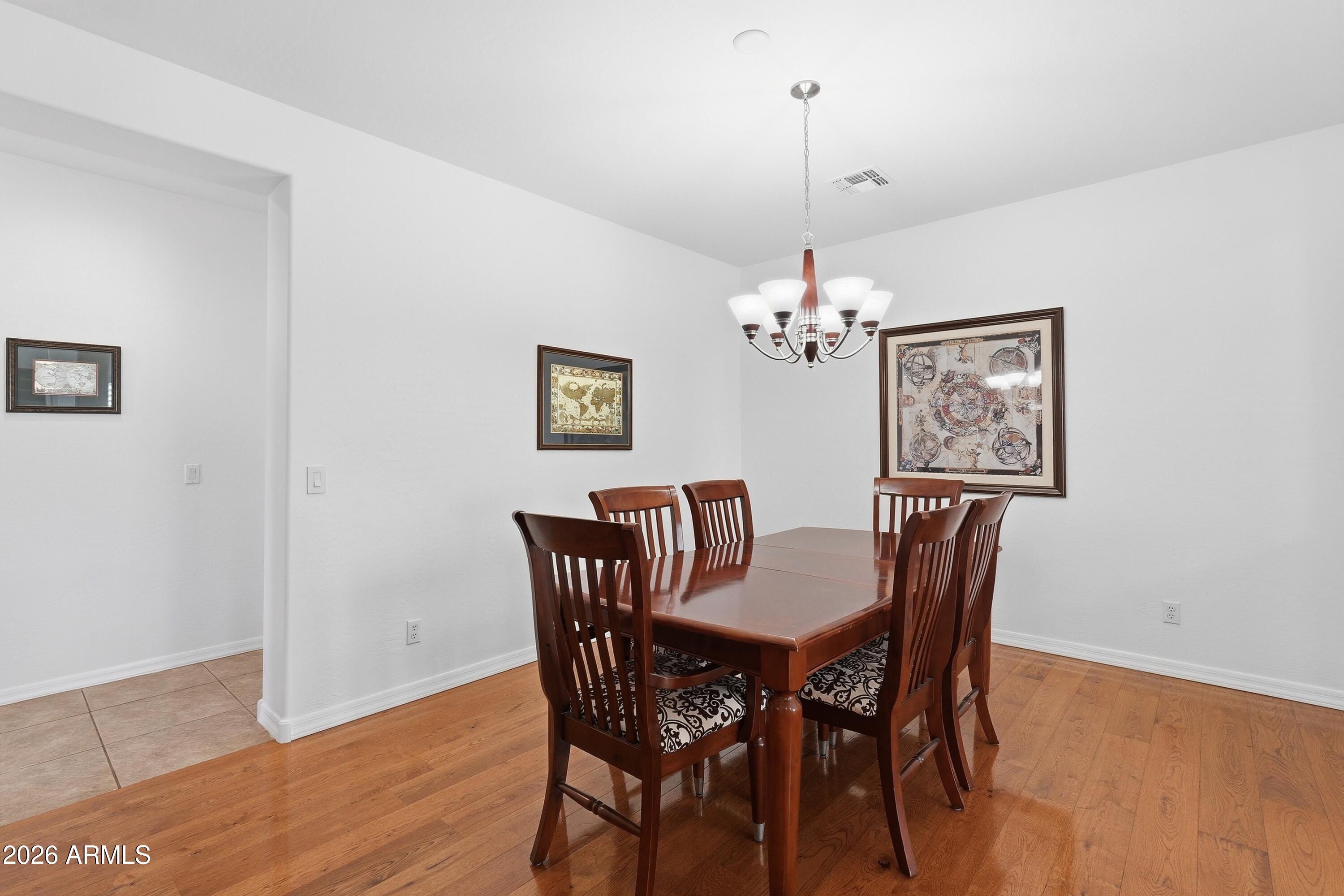 PINELAKE ESTATES - Residential