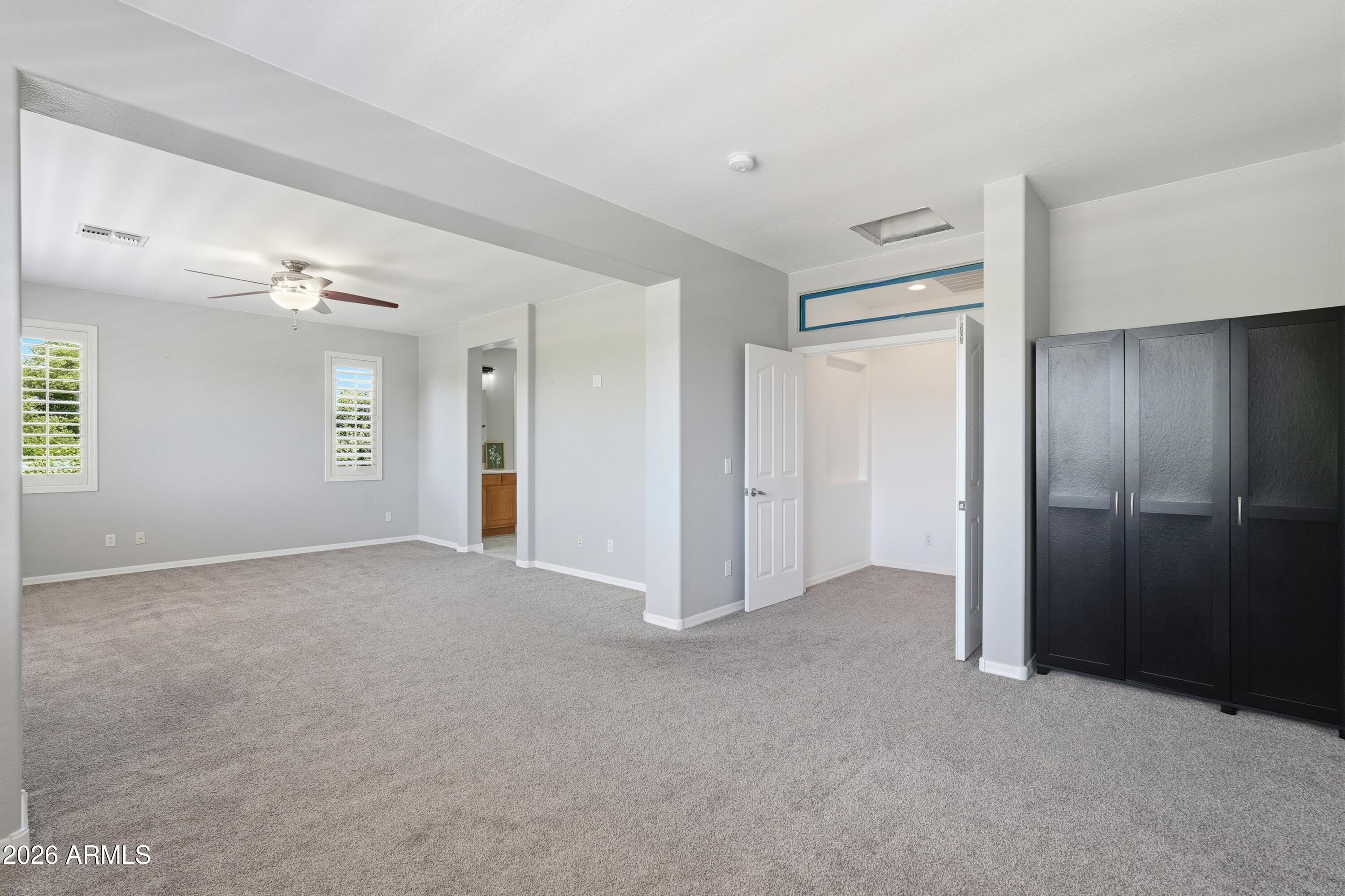 PINELAKE ESTATES - Residential