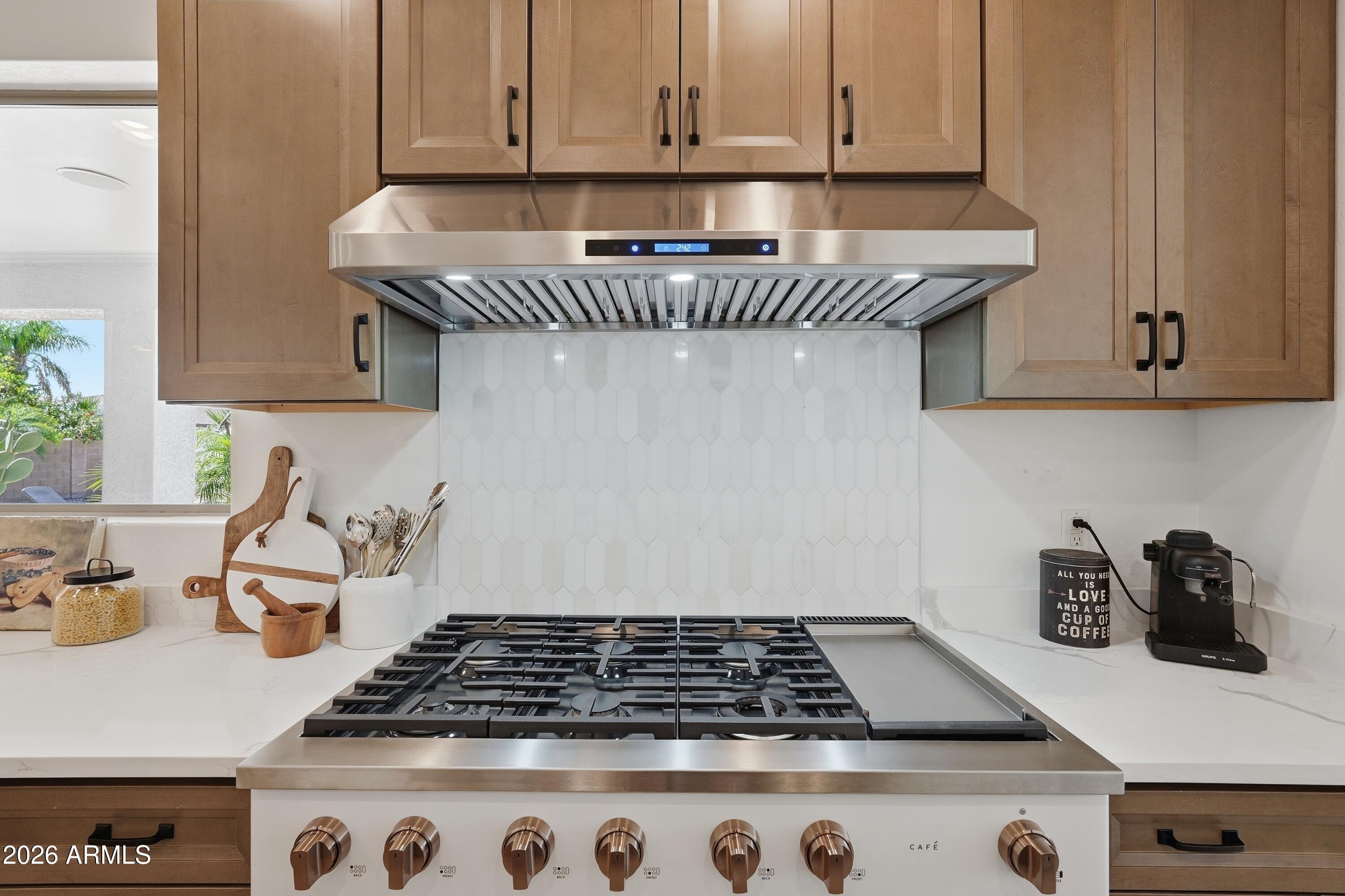 PINELAKE ESTATES - Residential