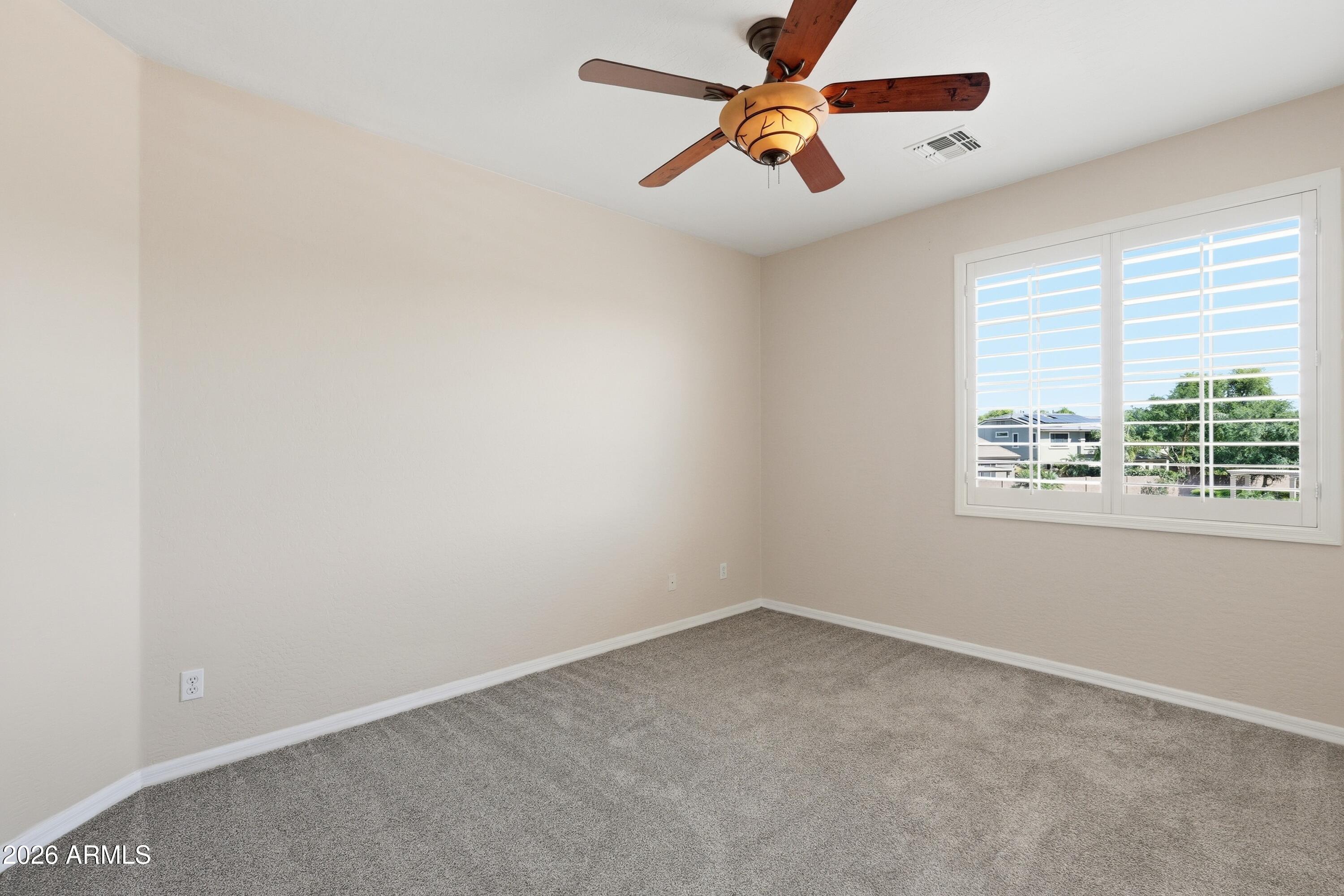 PINELAKE ESTATES - Residential