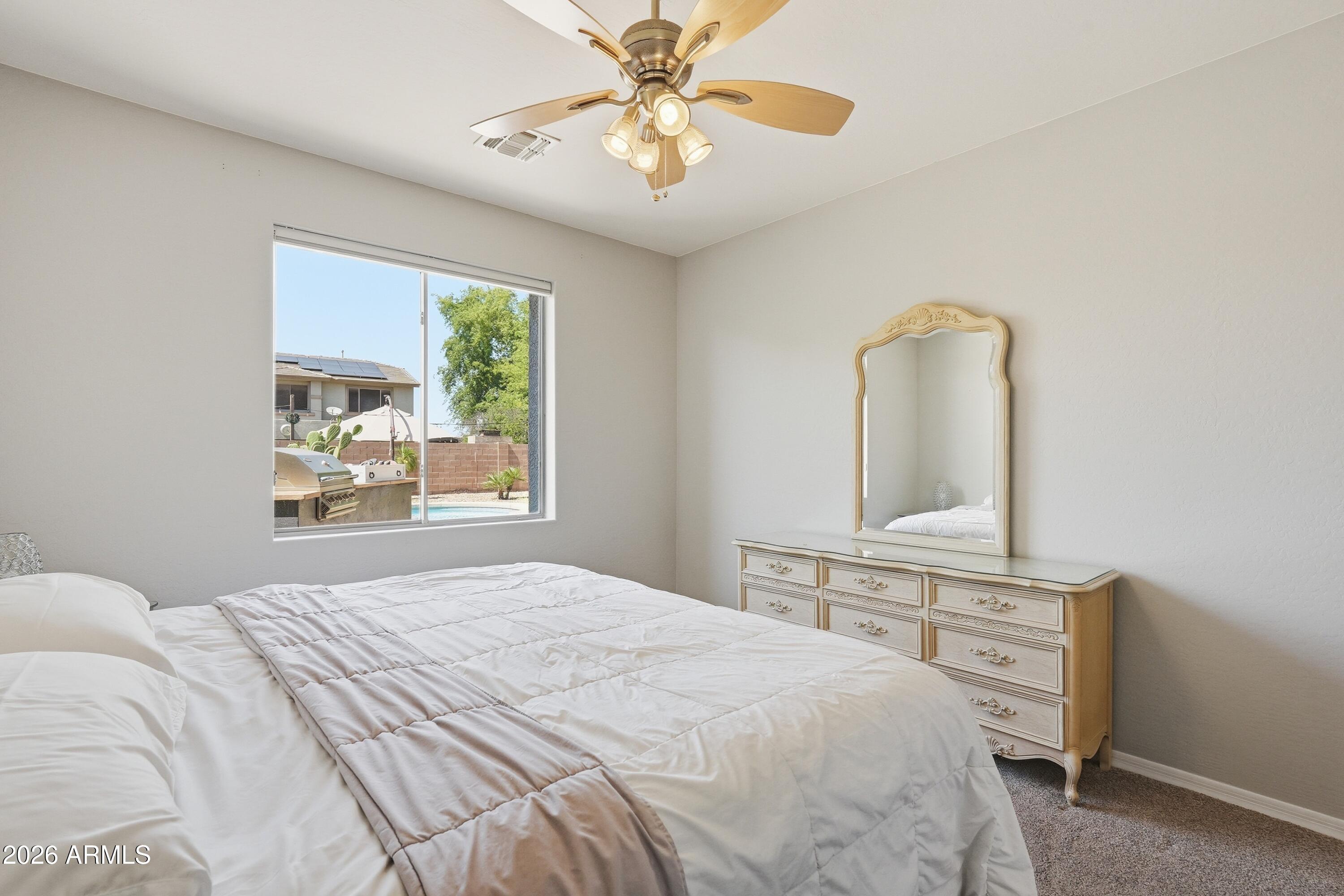 PINELAKE ESTATES - Residential