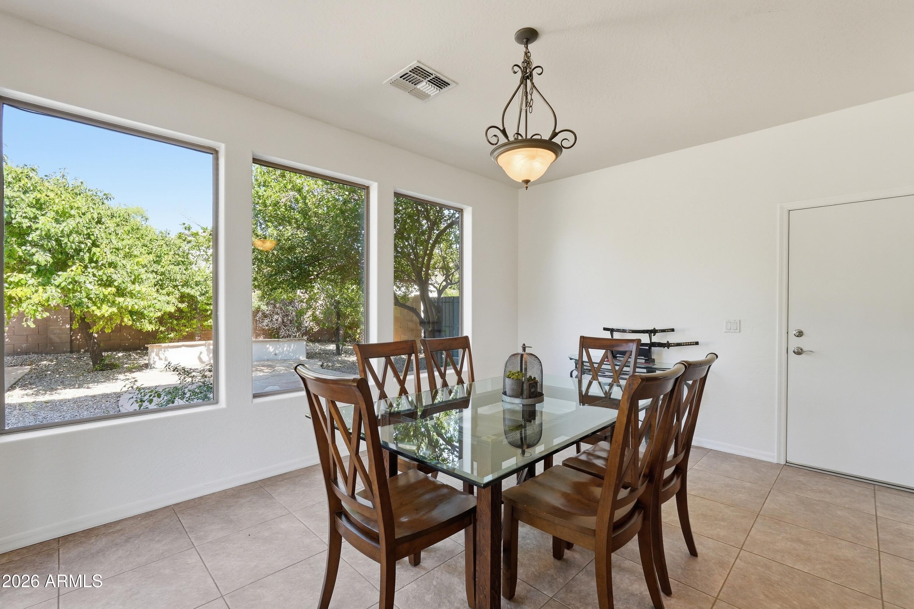 PINELAKE ESTATES - Residential