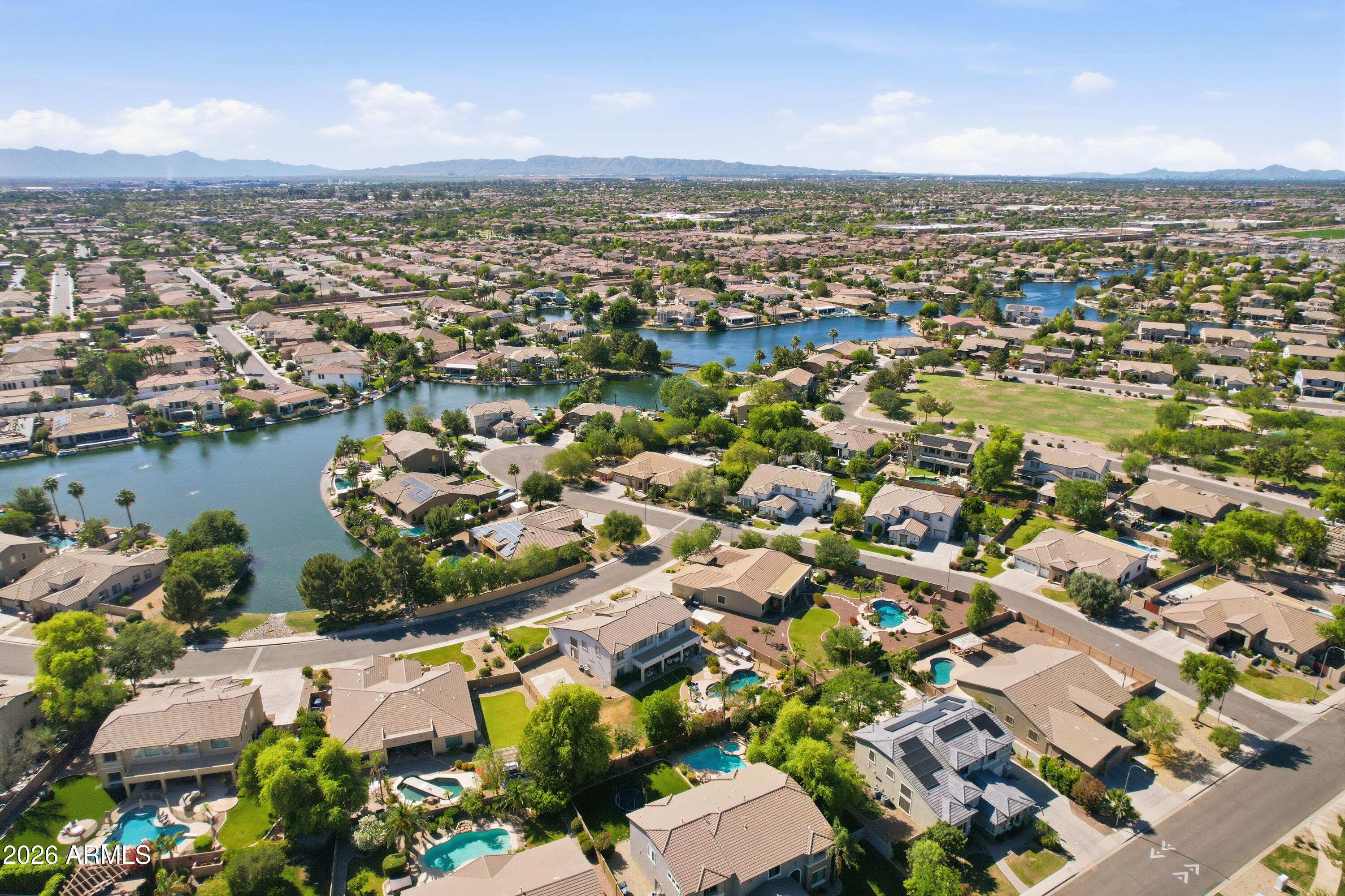 PINELAKE ESTATES - Residential