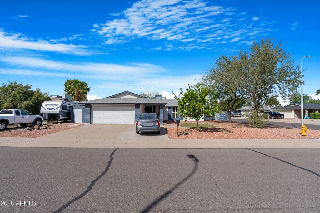 Photo of 1700 W Rosal Drive, Chandler, AZ 85224 (MLS # 6988918)