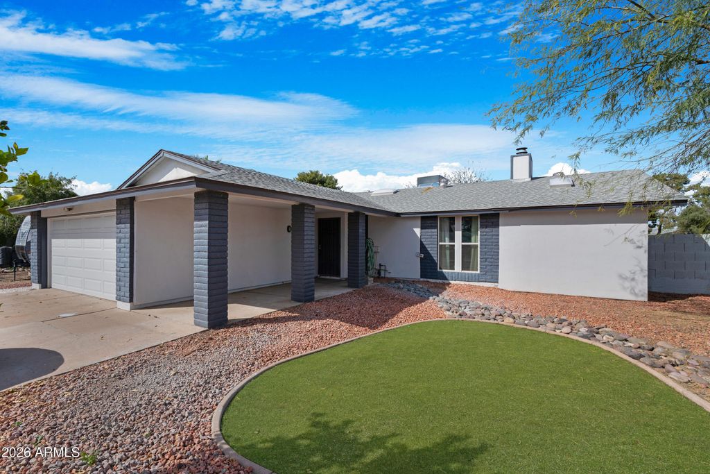 Photo of 1700 W Rosal Drive, Chandler, AZ 85224 (MLS # 6988918)