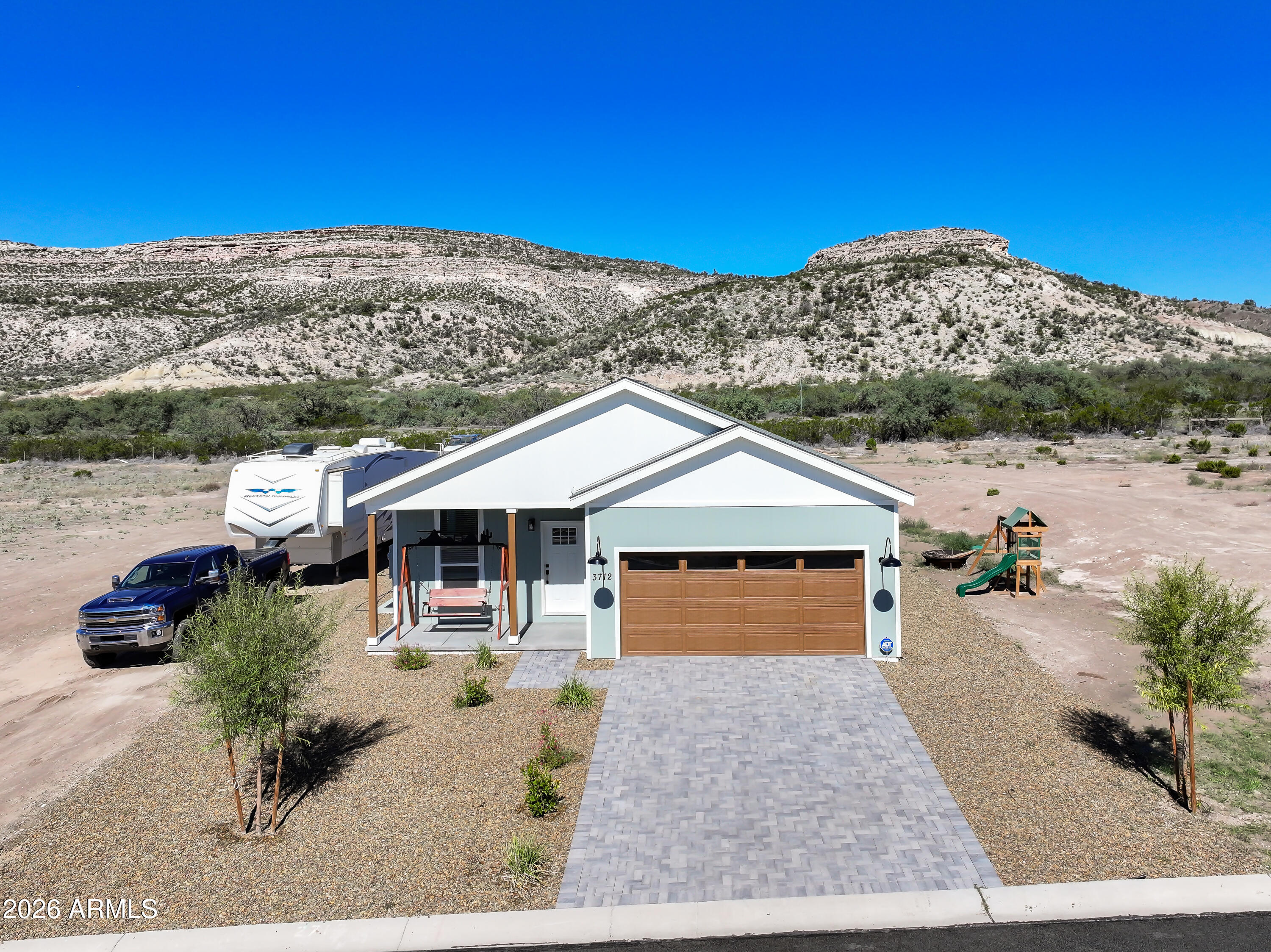 3712 E PRESERVE Drive