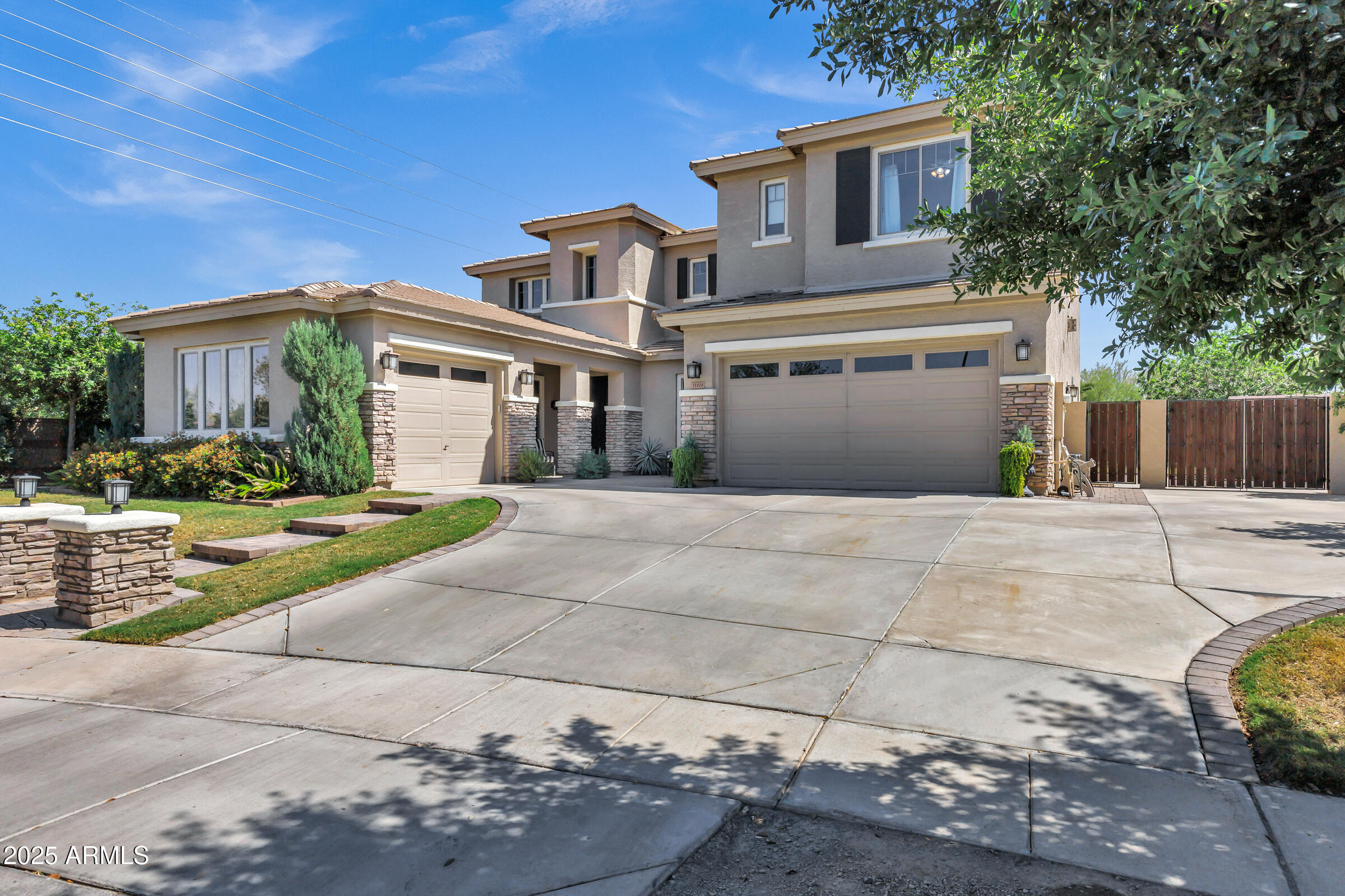 3169 E ELEANA Lane