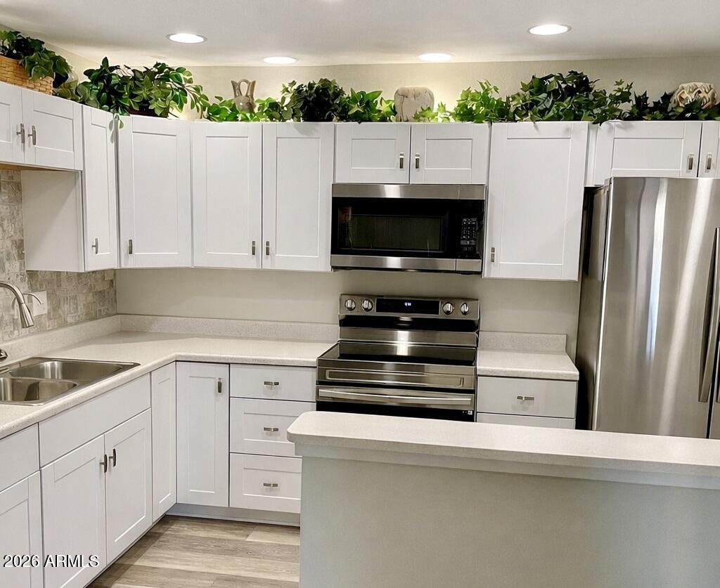 425 S PARKCREST -- 322