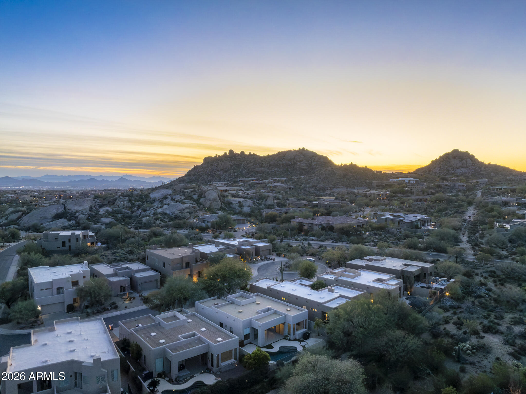 10858 E HEDGEHOG Place