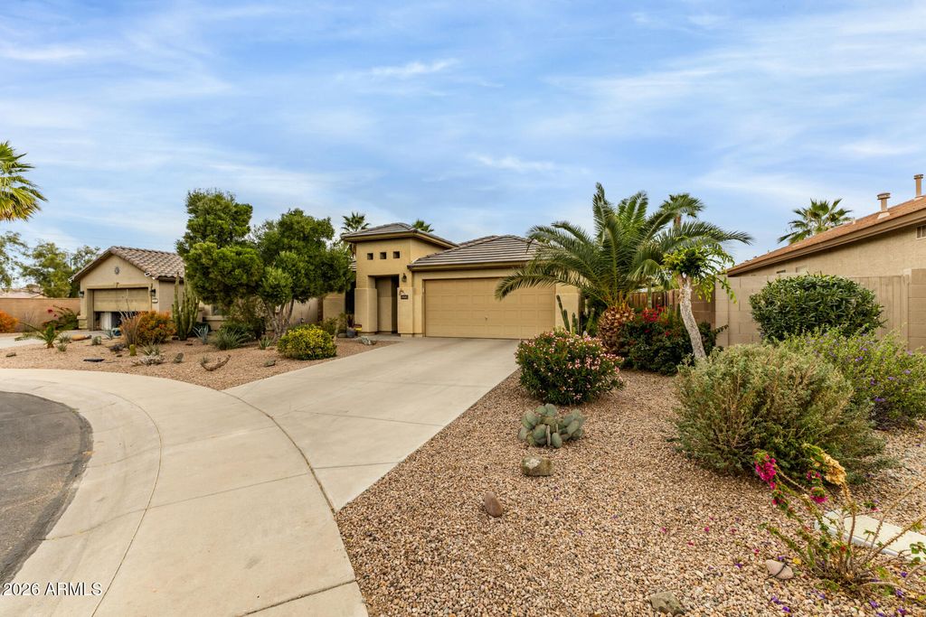 Photo of 19587 N Krupps Court, Maricopa, AZ 85138 (MLS # 6984926)