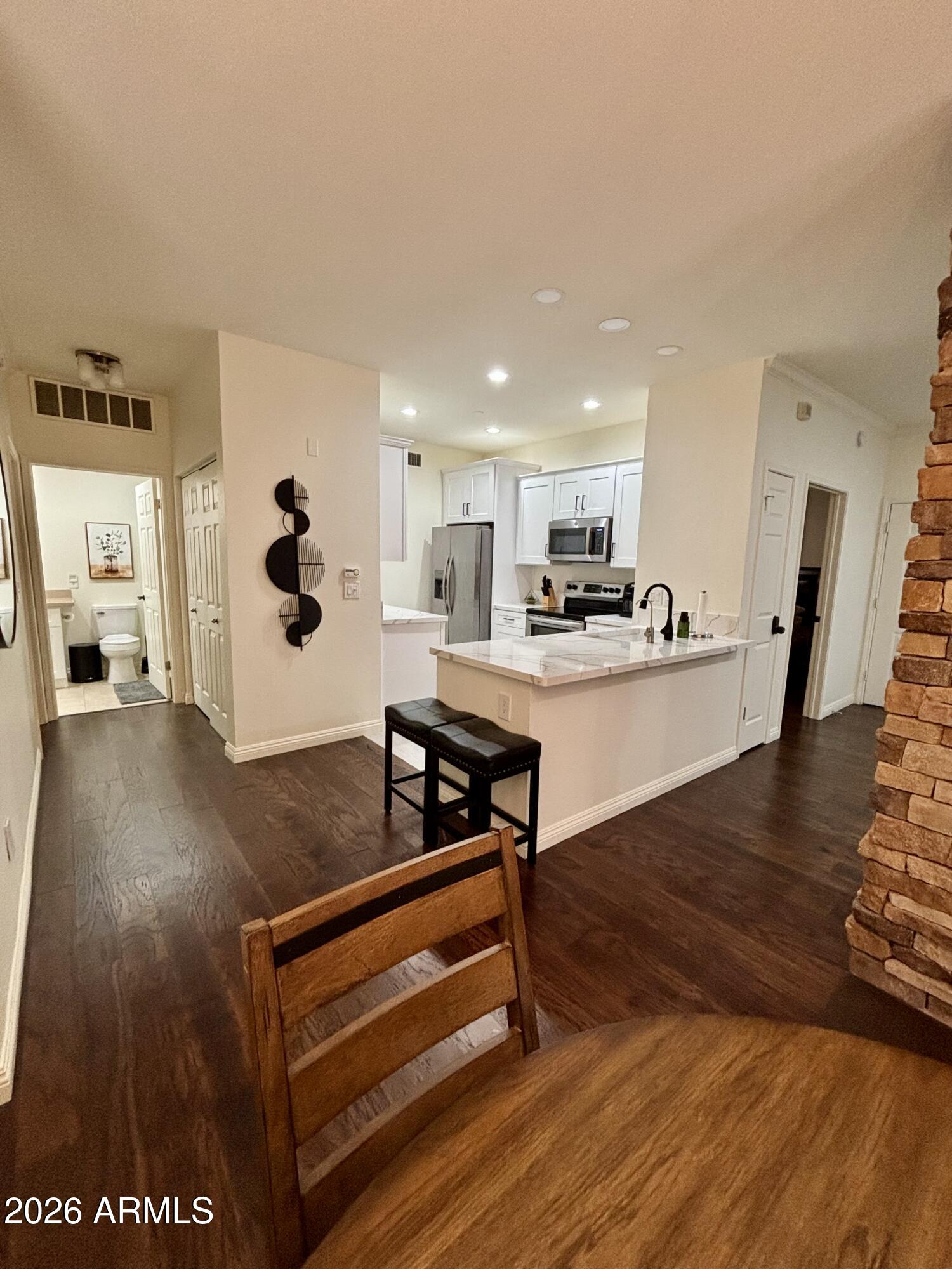 7009 E ACOMA Drive 1168