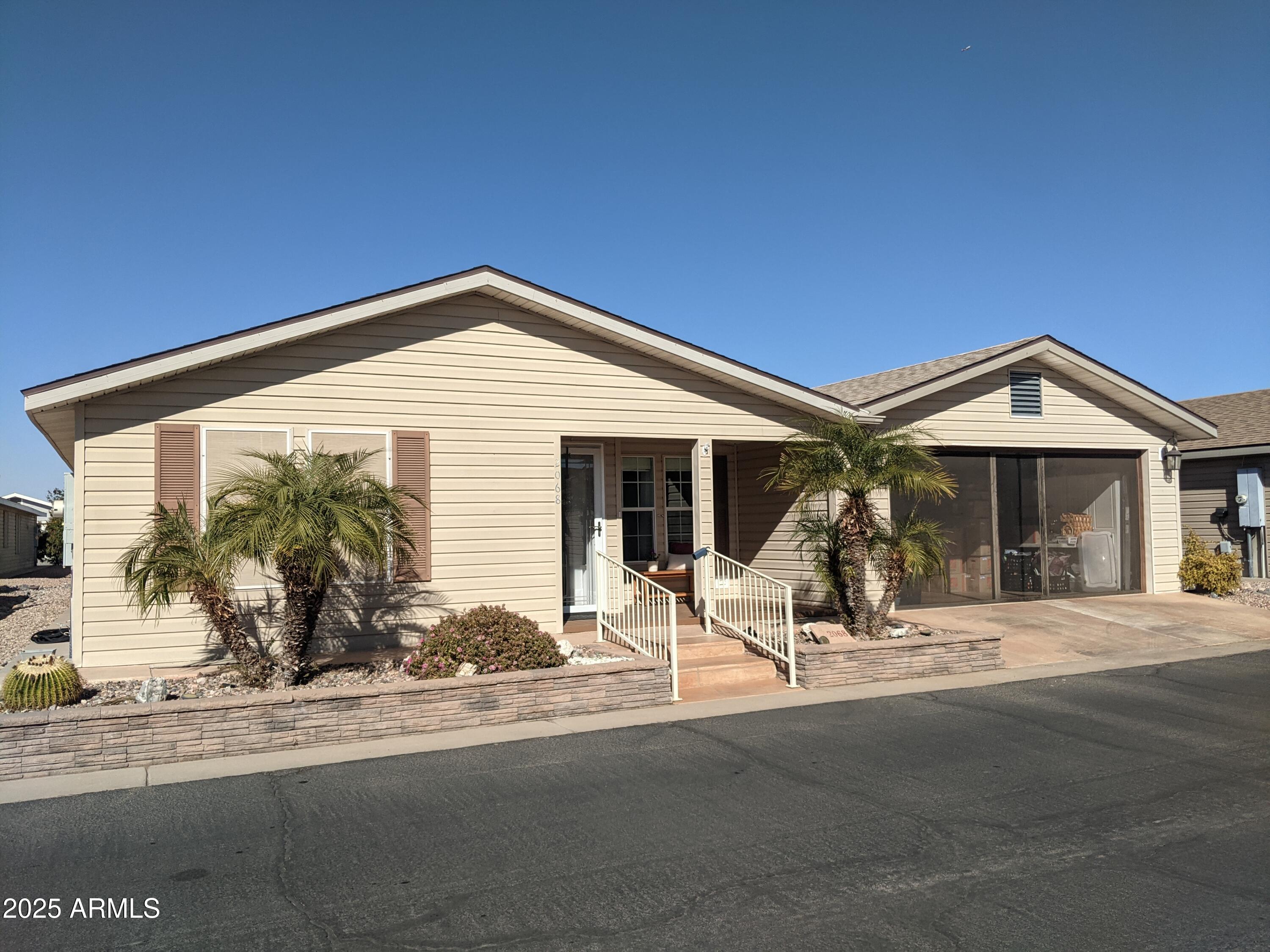 3301 S GOLDFIELD Road 2068