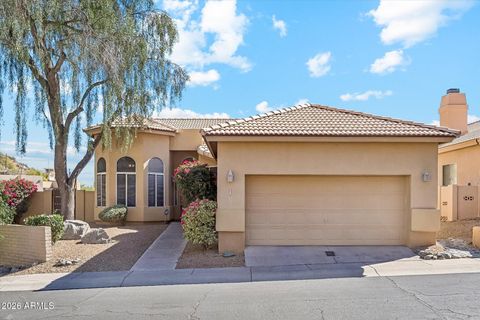 Photo of 1 W Cochise Drive, Phoenix, AZ 85021 (MLS # 7005809)