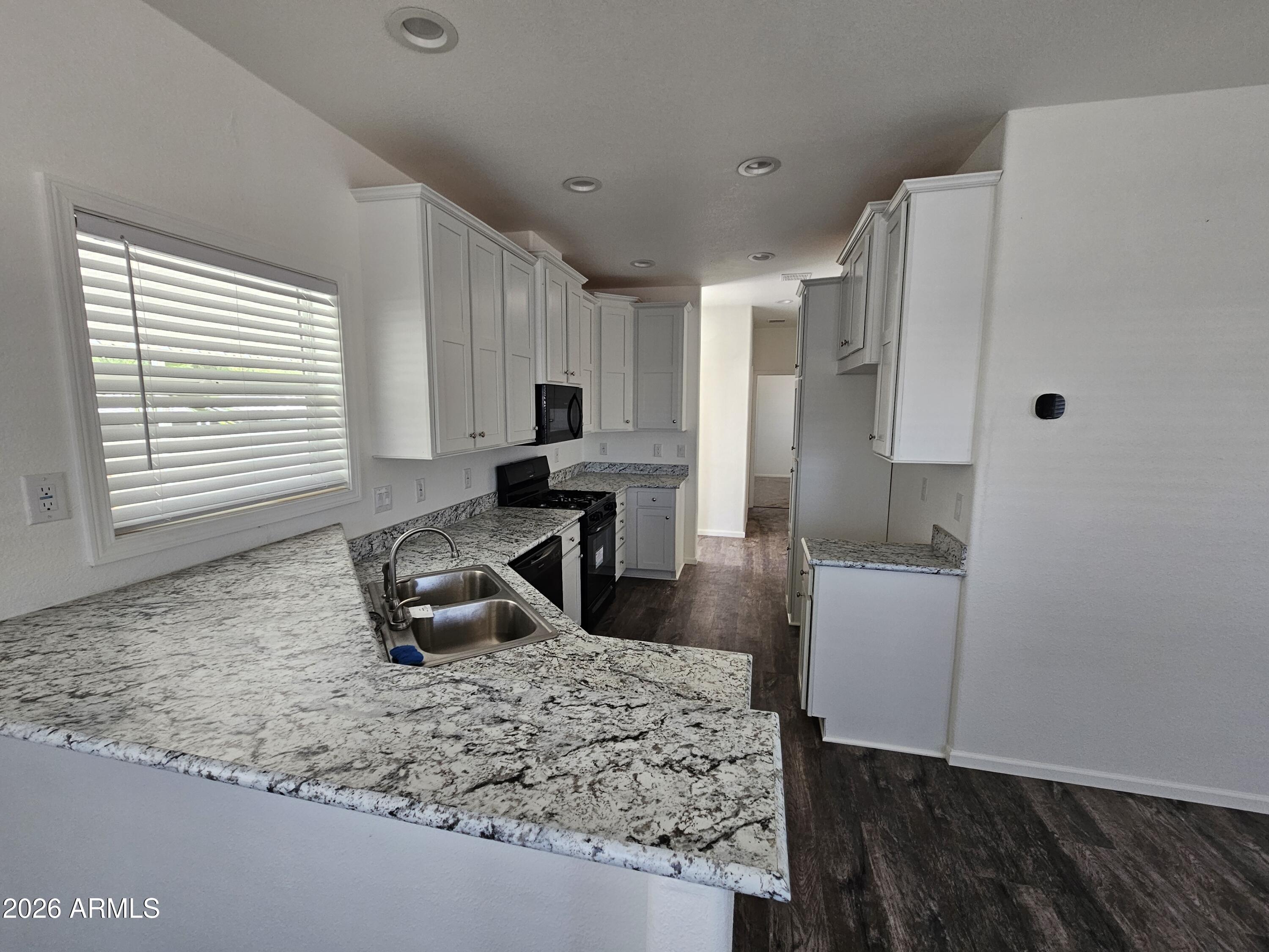 8421 E Main Street 18